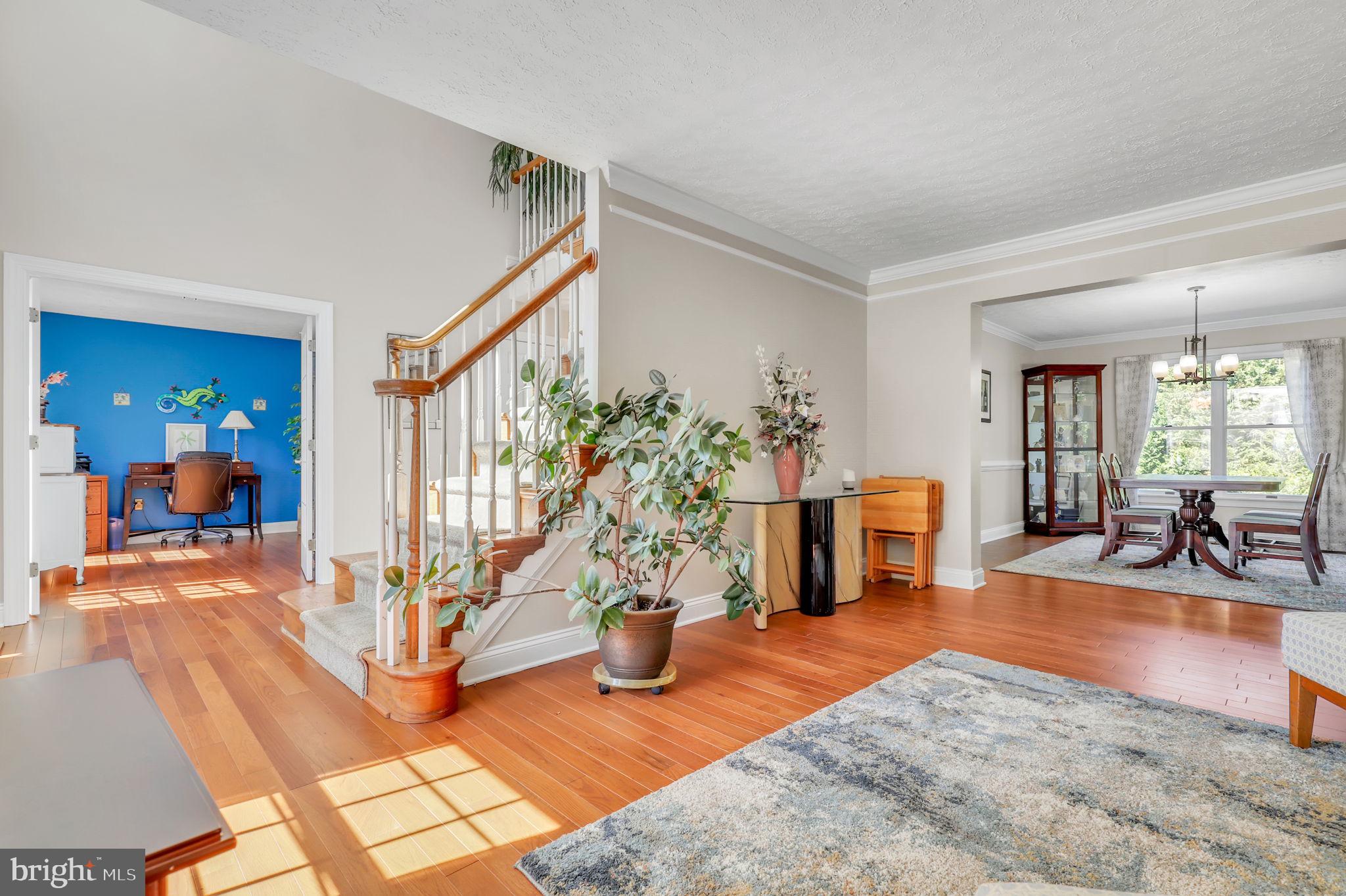 SEMINARY OVERLOOK - Residential