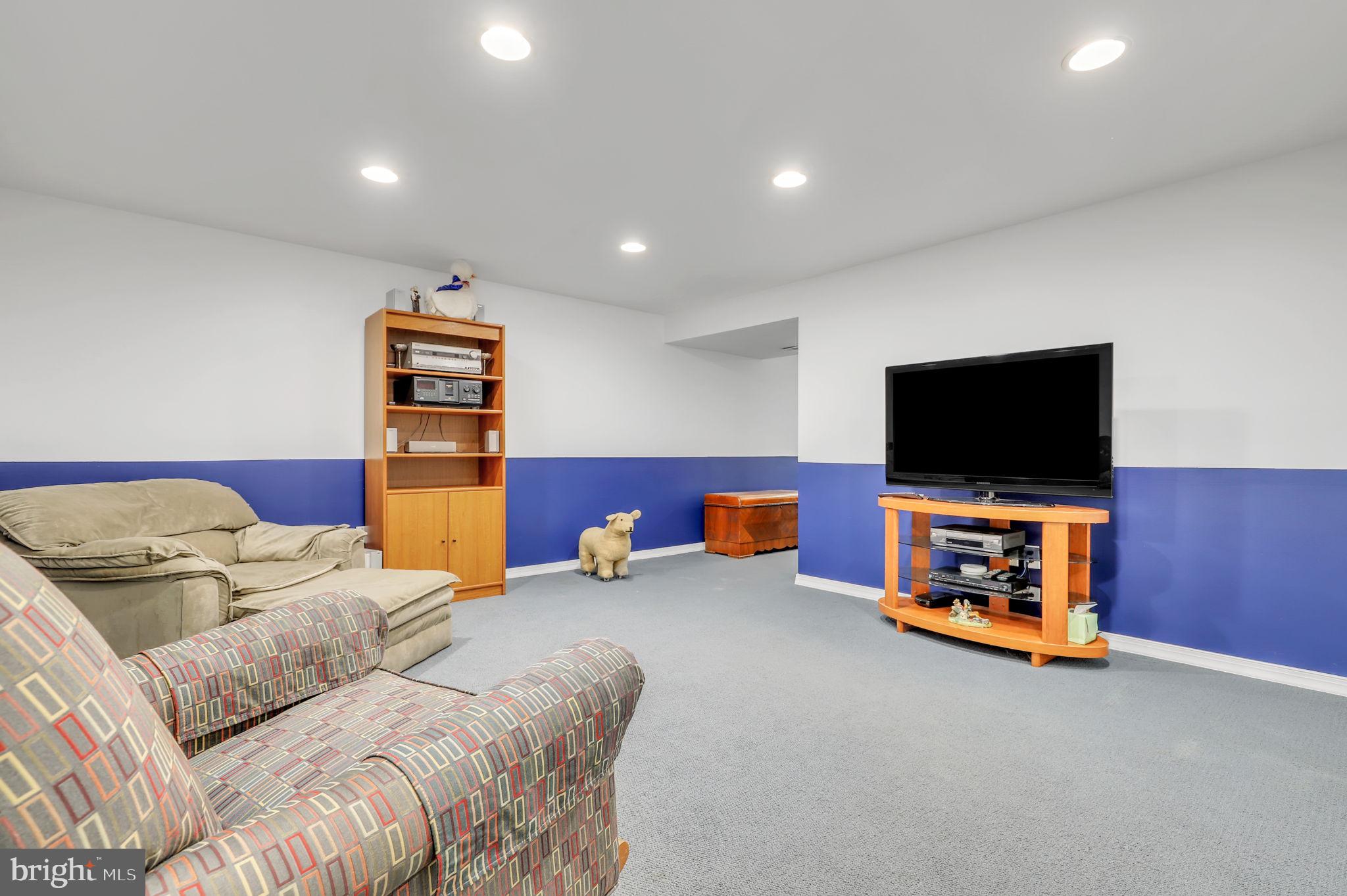 SEMINARY OVERLOOK - Residential