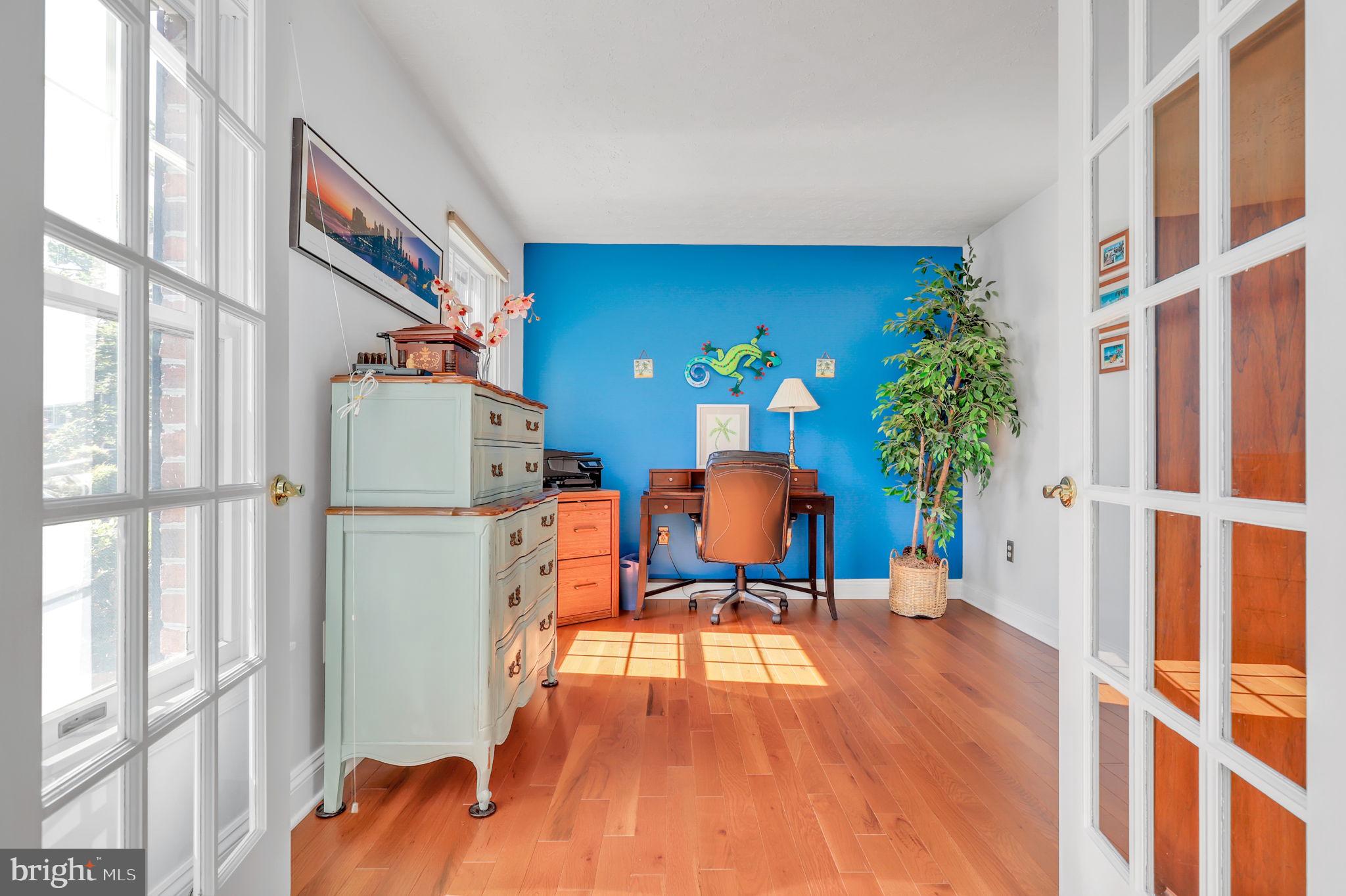 SEMINARY OVERLOOK - Residential