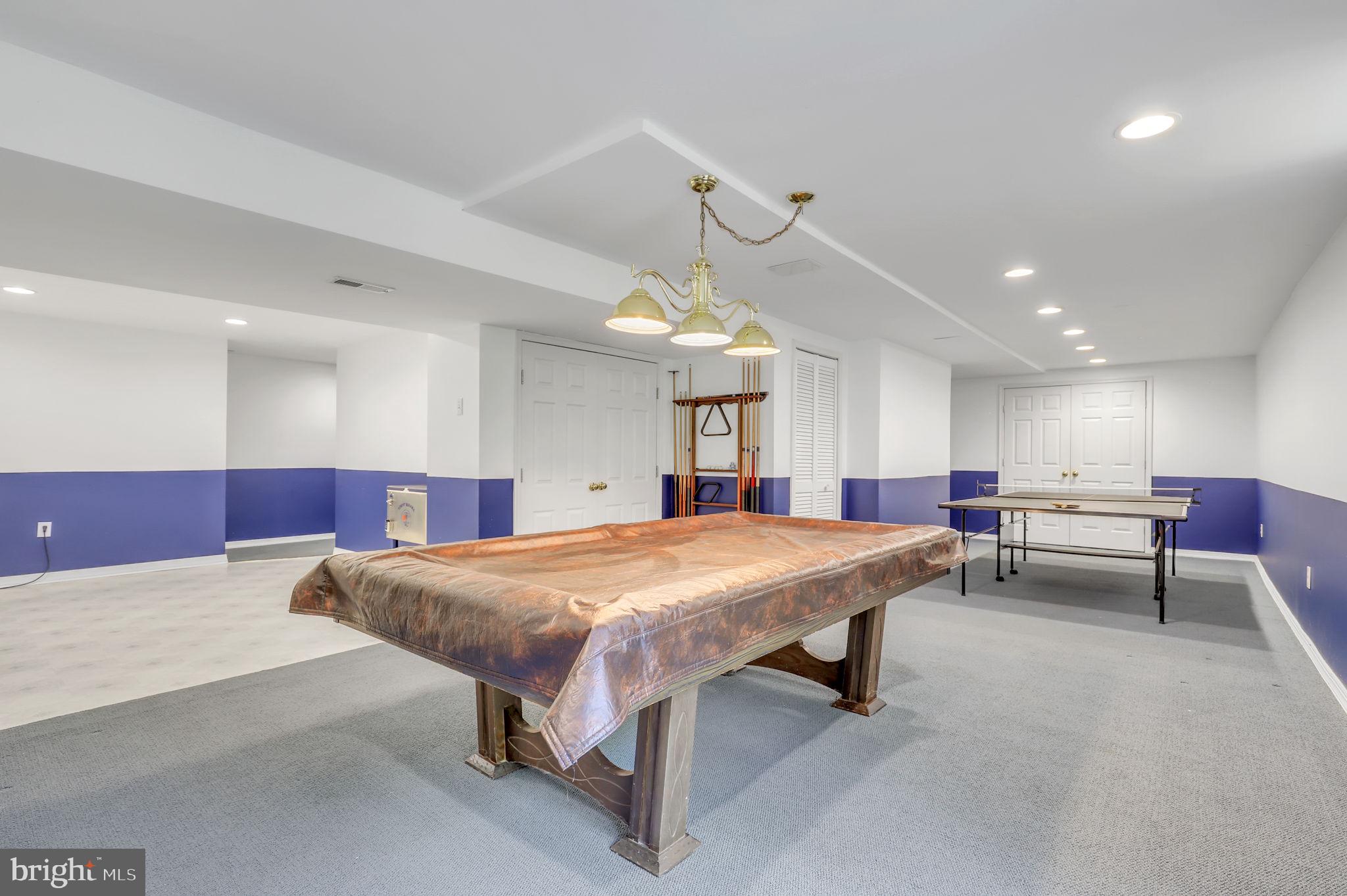 SEMINARY OVERLOOK - Residential