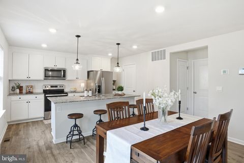 Tiny photo for 35623 Pine Needle Lane, LOCUST GROVE, VA 22508 (MLS # VAOR2013562)
