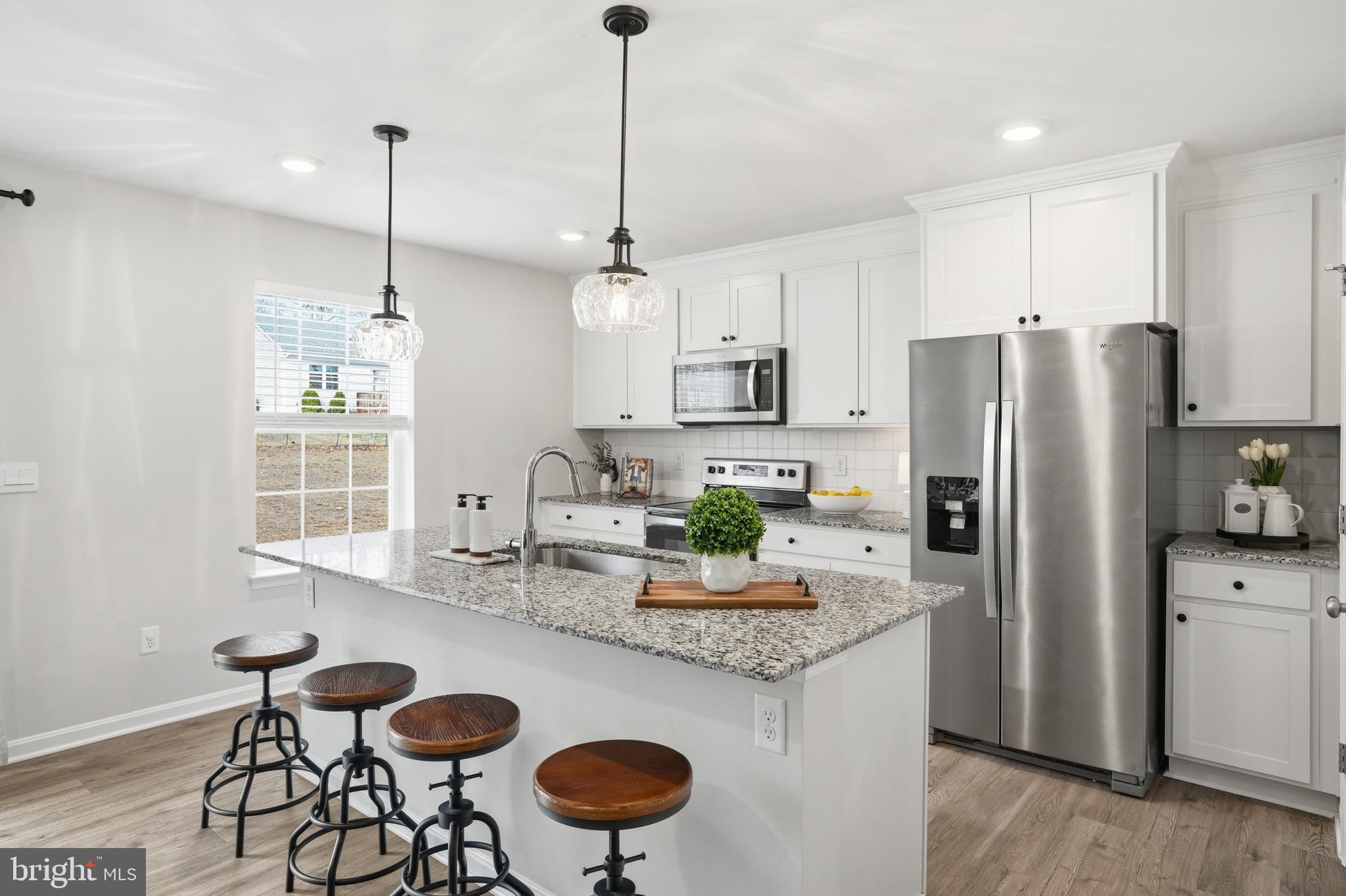 WILDERNESS SHORES - Residential