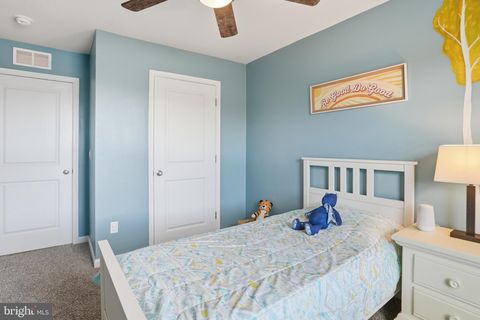 Tiny photo for 35623 Pine Needle Lane, LOCUST GROVE, VA 22508 (MLS # VAOR2013562)