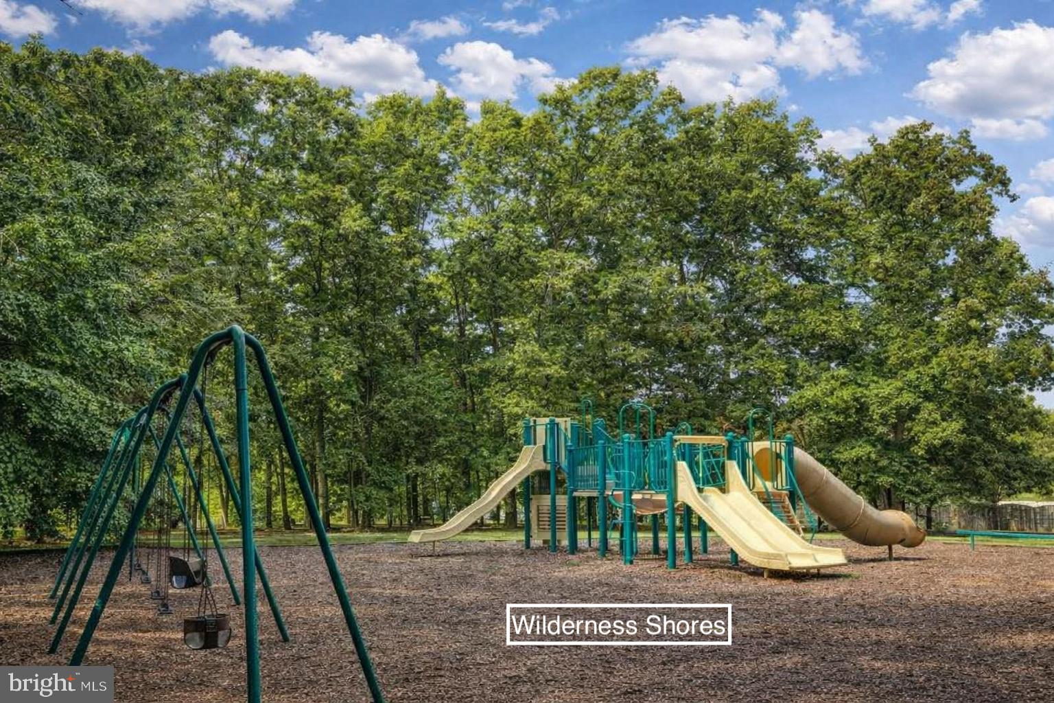 WILDERNESS SHORES - Residential