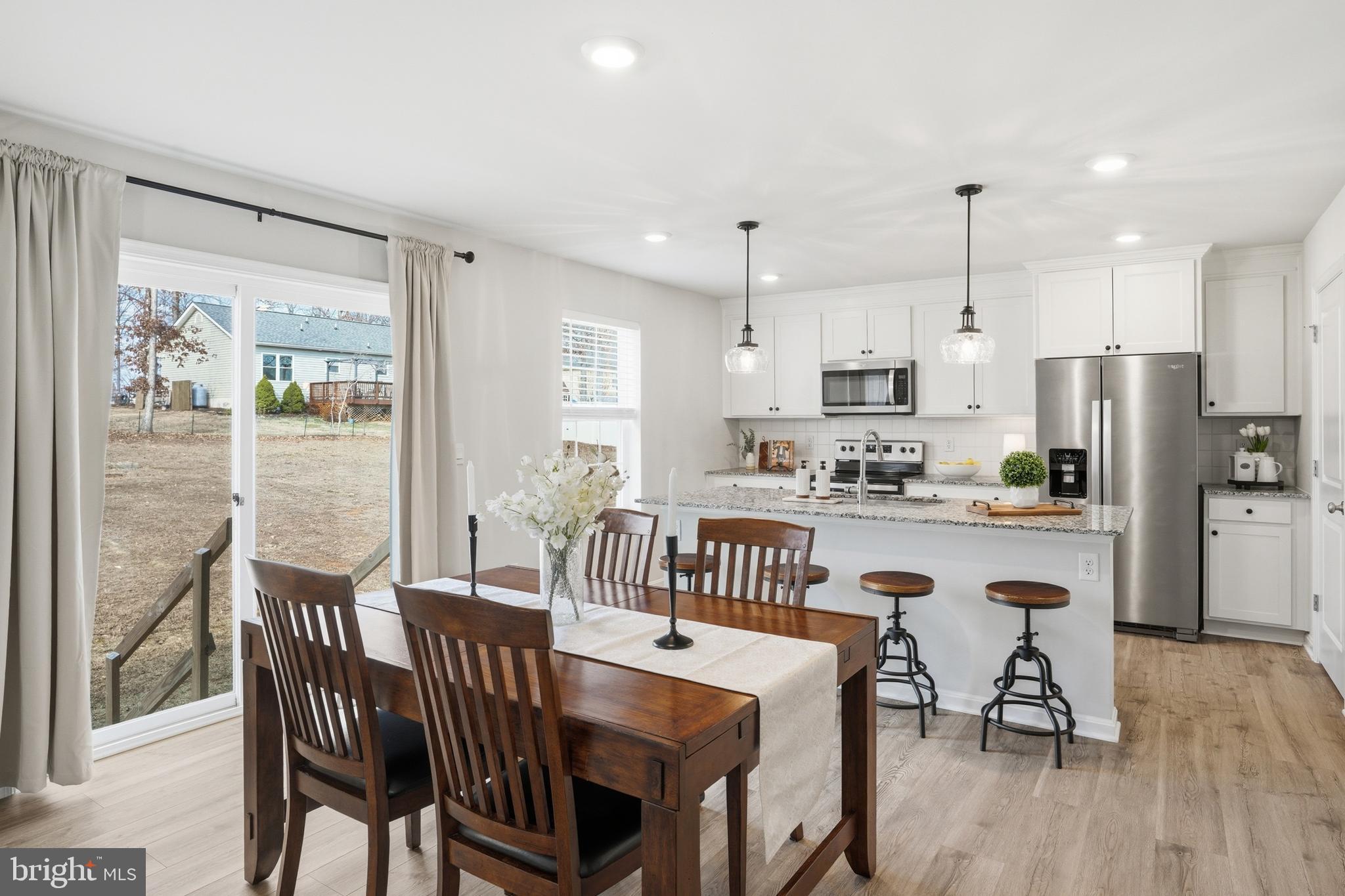 WILDERNESS SHORES - Residential