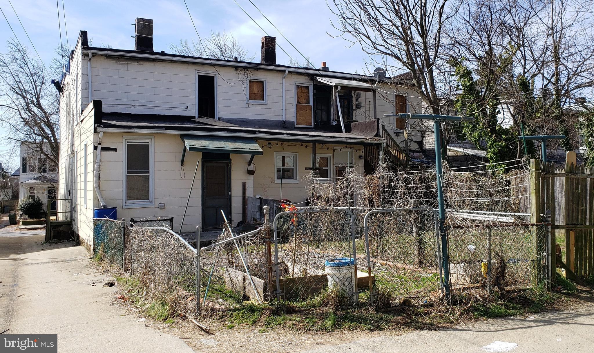 HAMPDEN HISTORIC DISTRICT - Residential