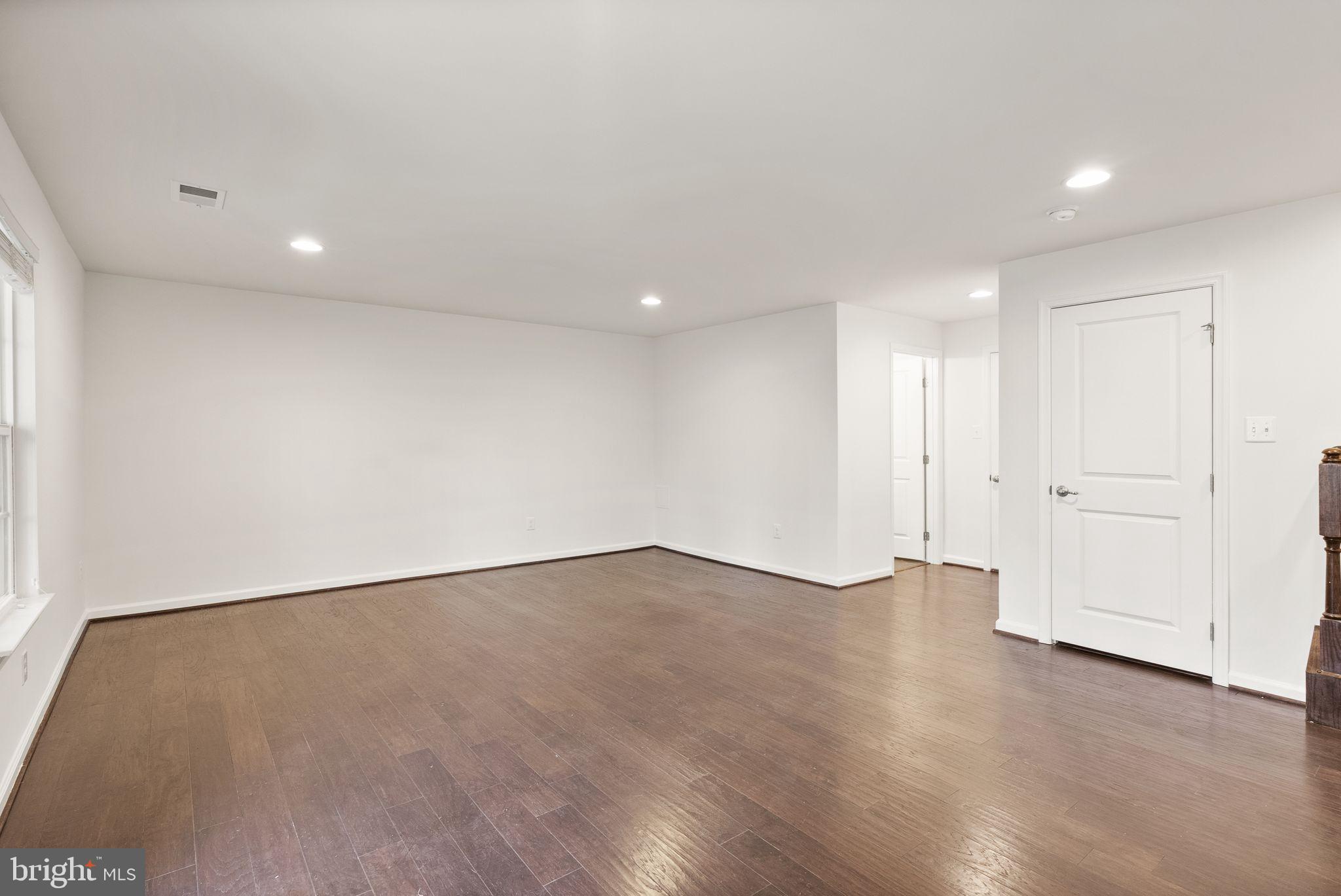 WENTWORTH GREEN - Residential