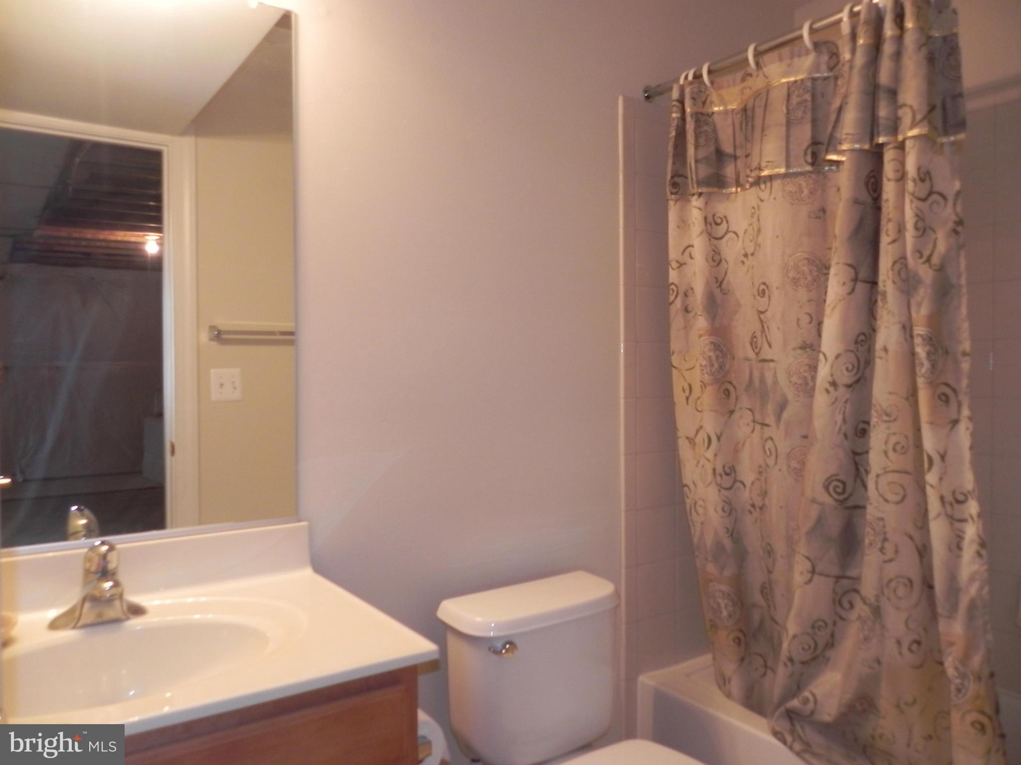 BRINKLEY MANOR - Residential Lease