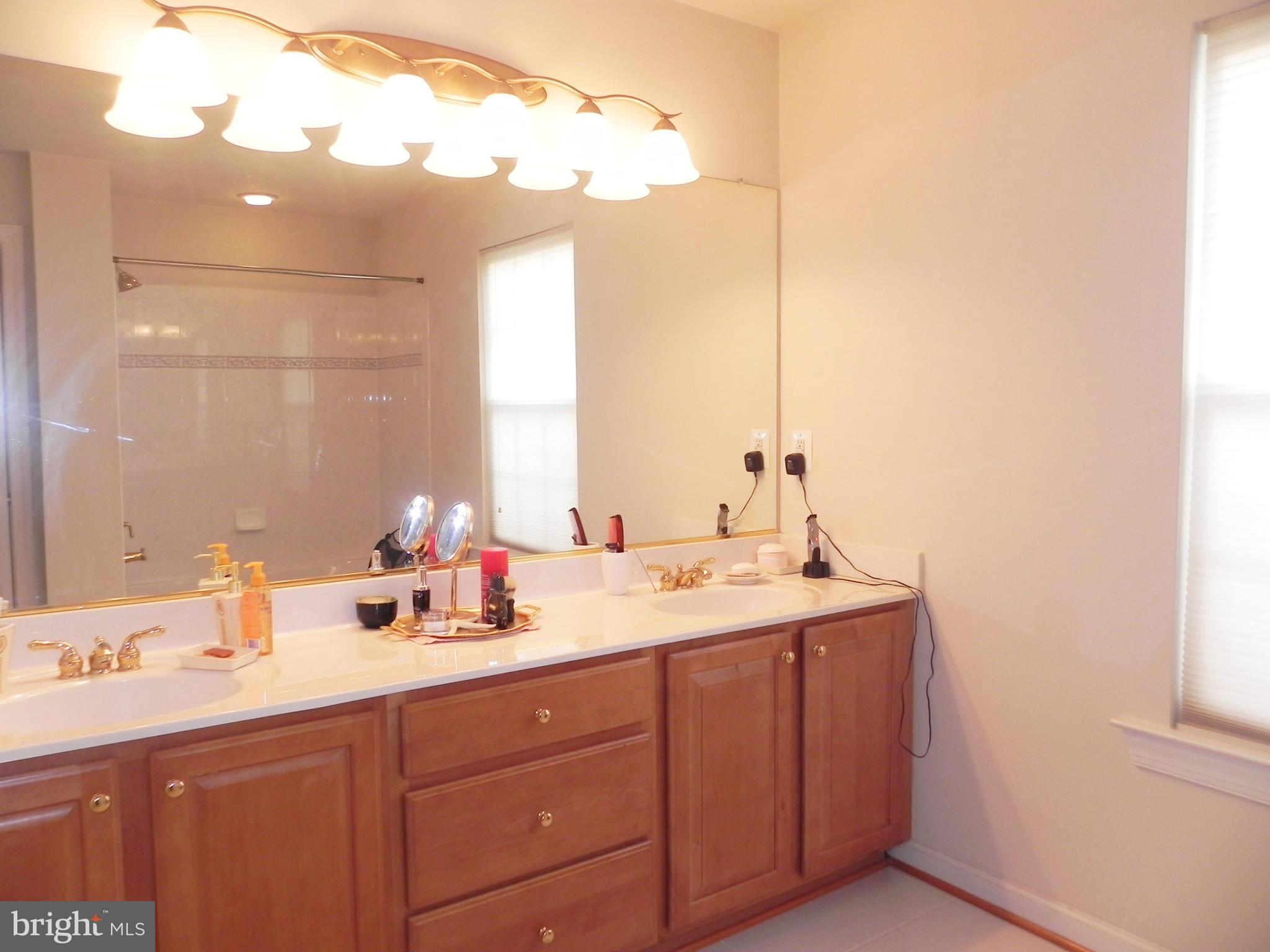 BRINKLEY MANOR - Residential Lease