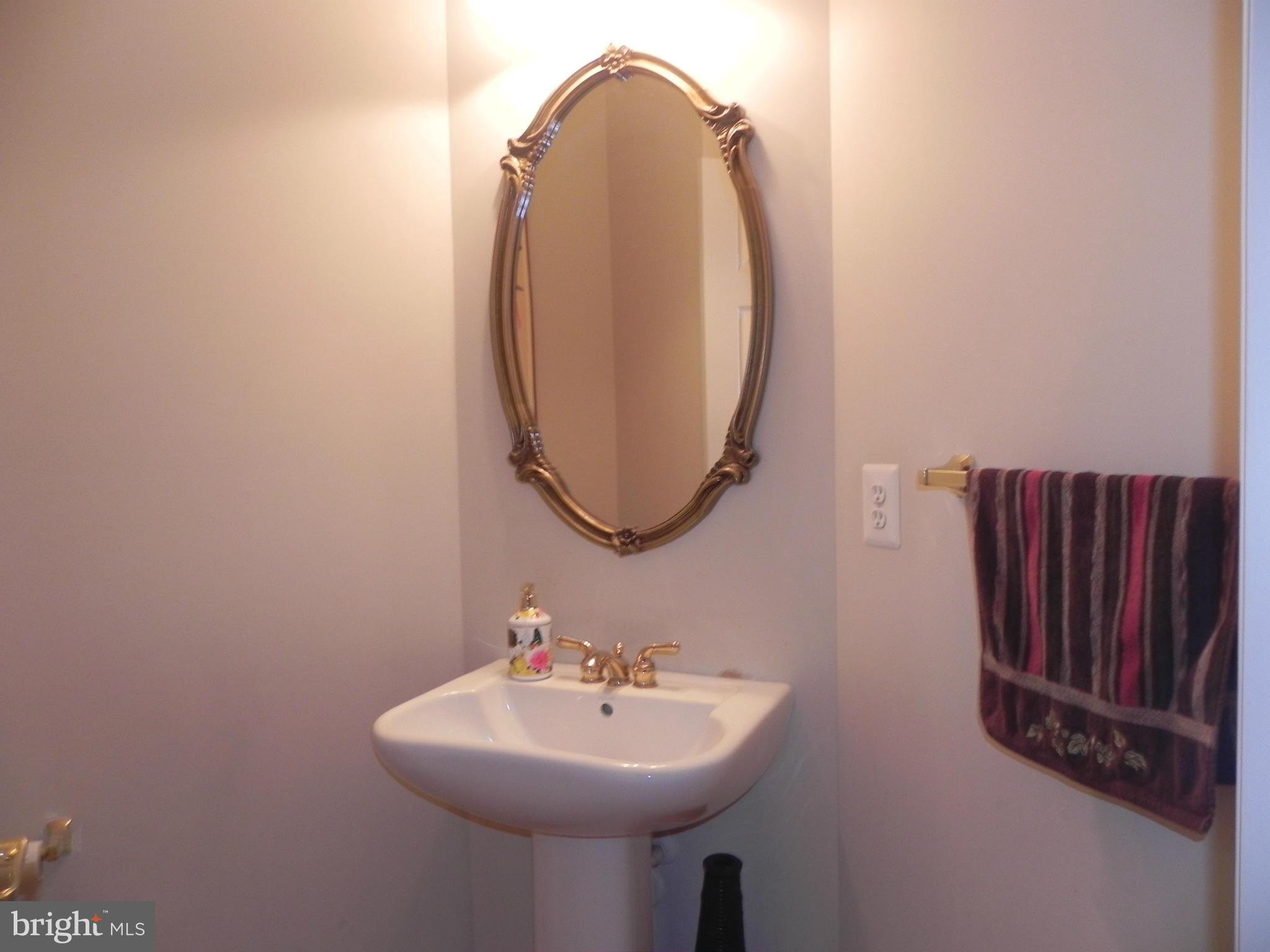 BRINKLEY MANOR - Residential Lease