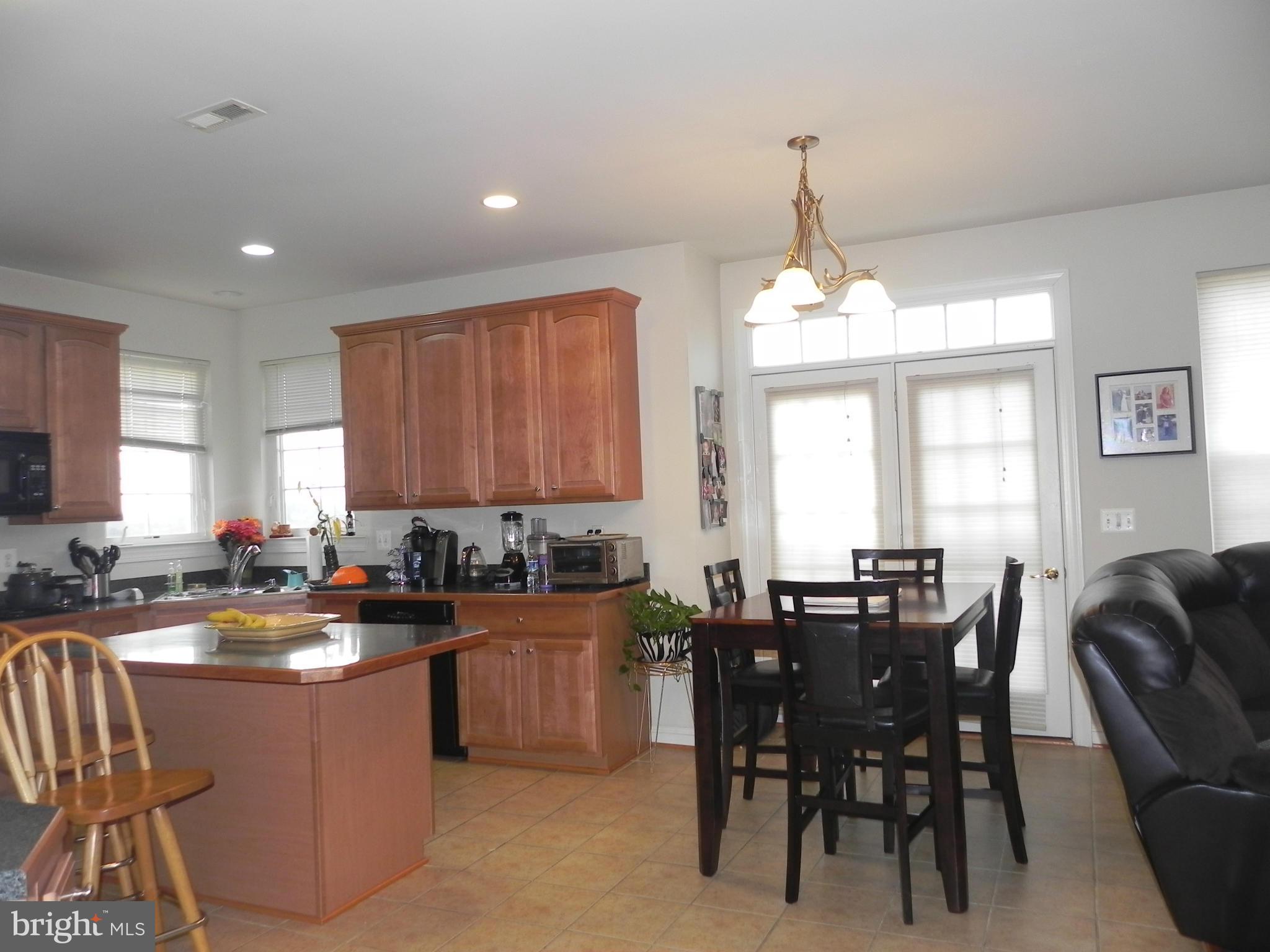 BRINKLEY MANOR - Residential Lease