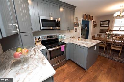 DOMINION HILLS - Residential Lease