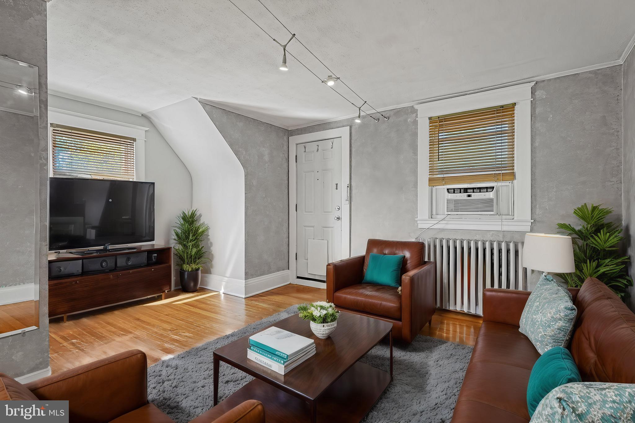 GWYNN OAK - Residential