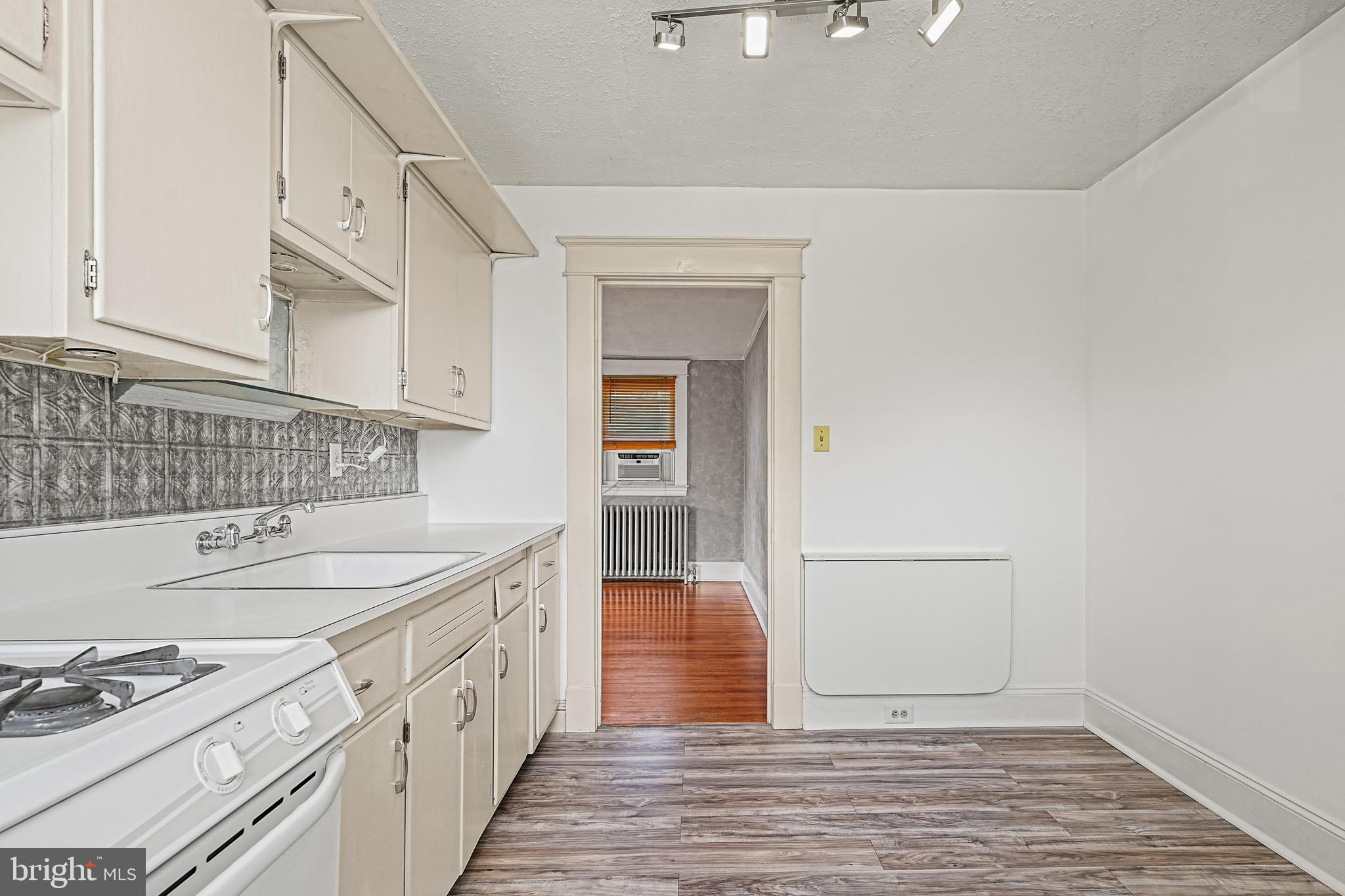 GWYNN OAK - Residential