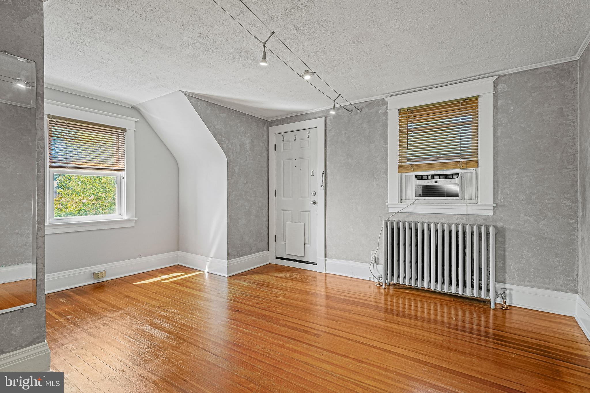 GWYNN OAK - Residential