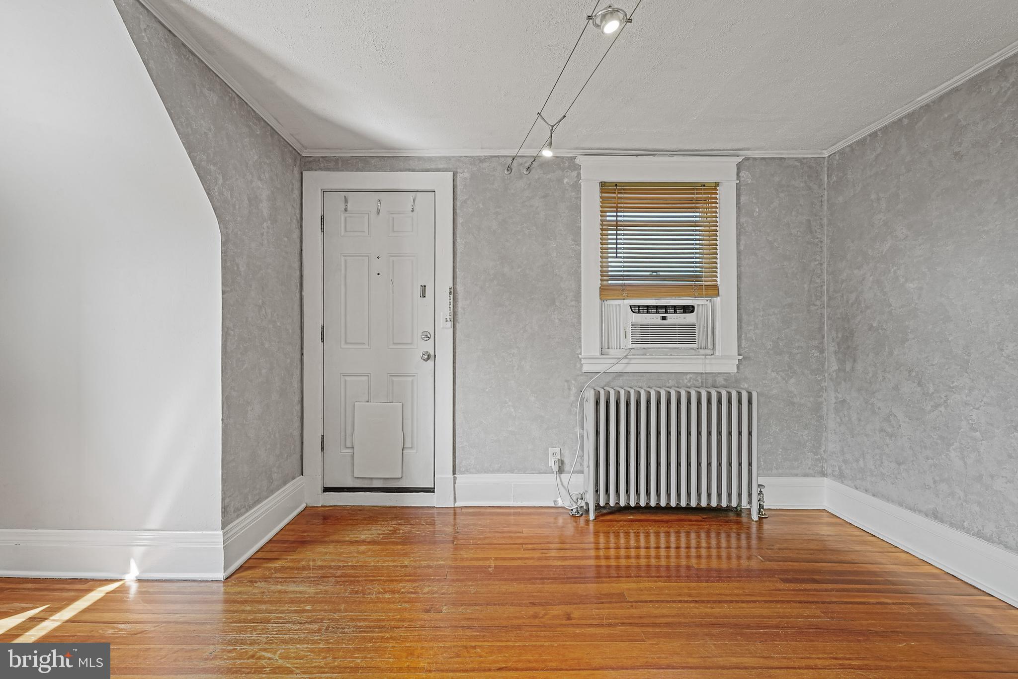 GWYNN OAK - Residential