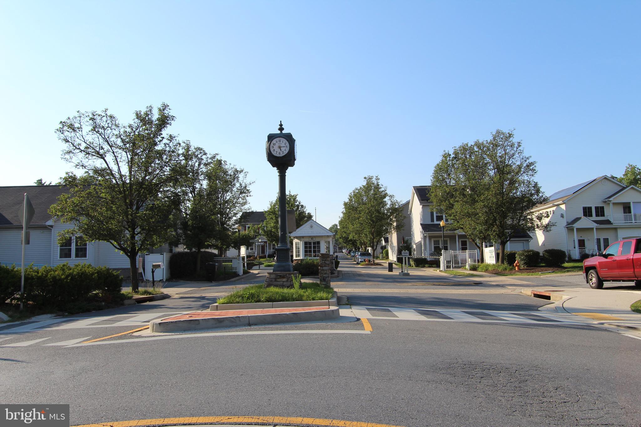 NEW COLONY VILLAGE - Residential