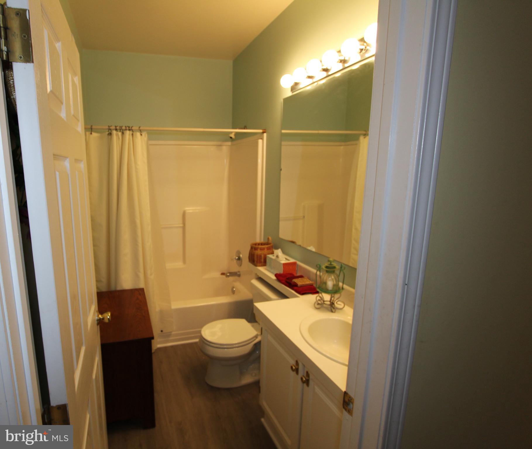 NEW COLONY VILLAGE - Residential