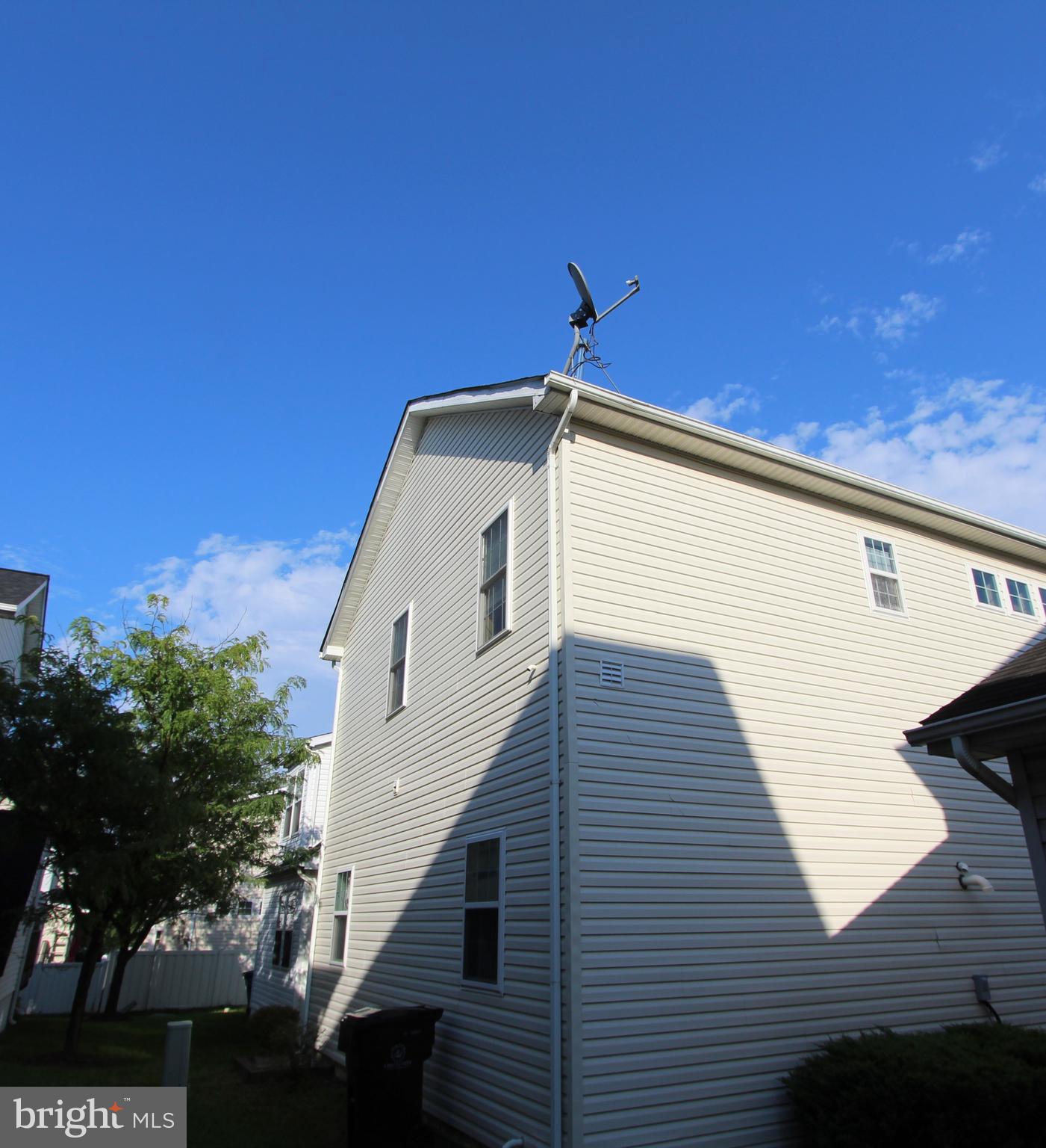 NEW COLONY VILLAGE - Residential