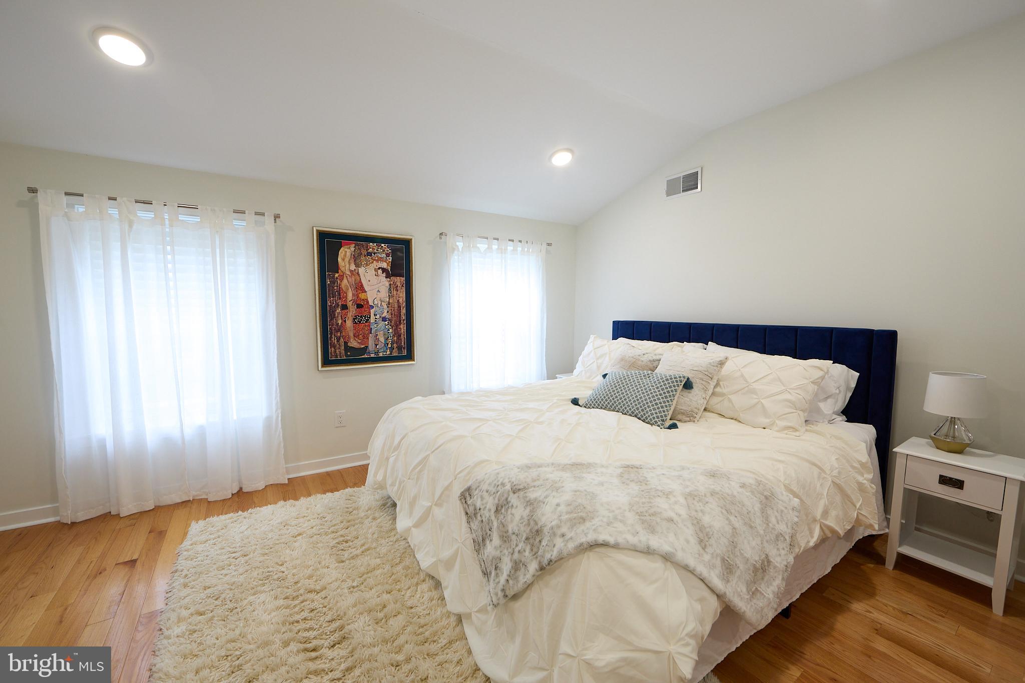 ART MUSEUM AREA - Residential