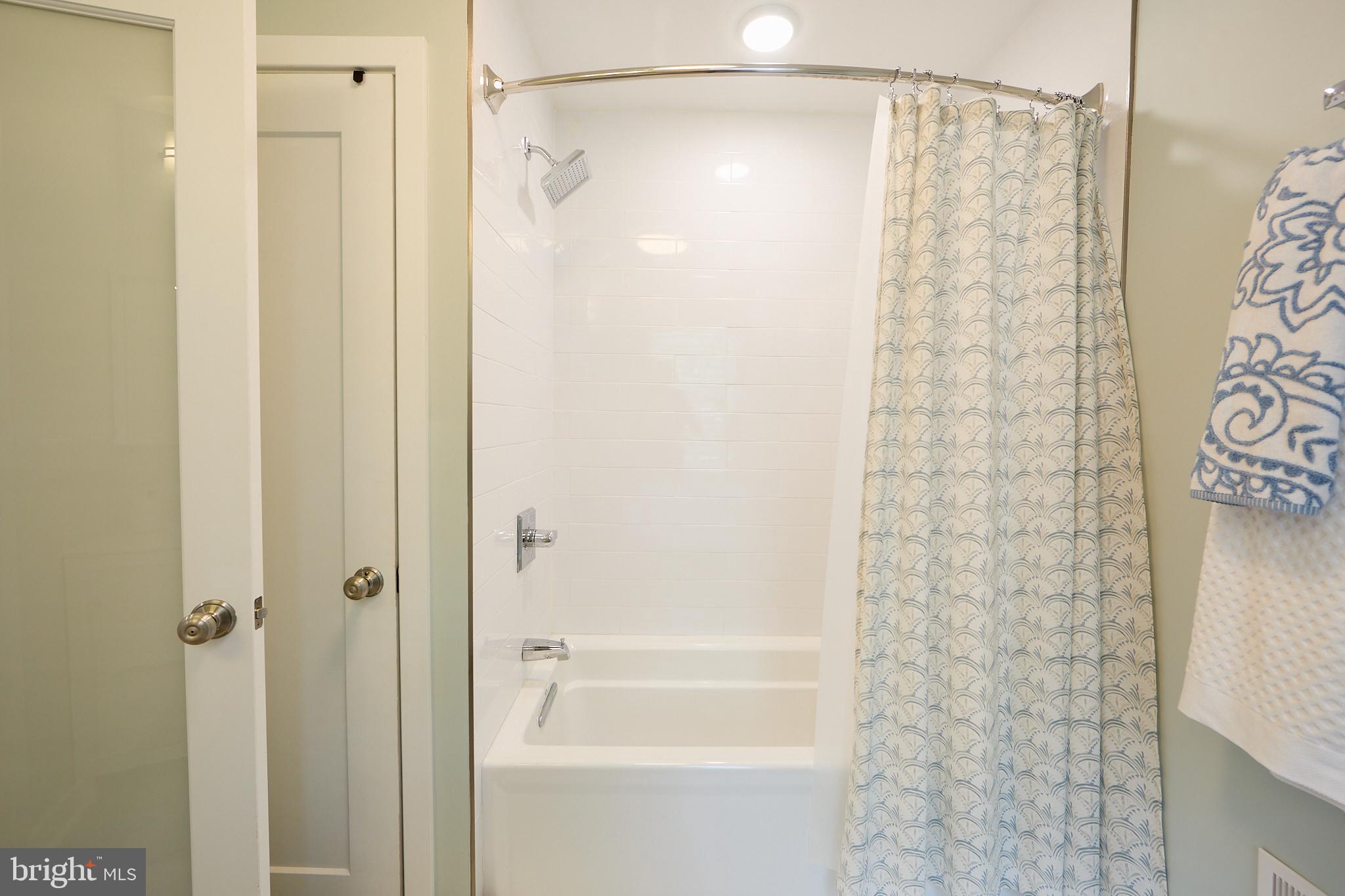 ART MUSEUM AREA - Residential