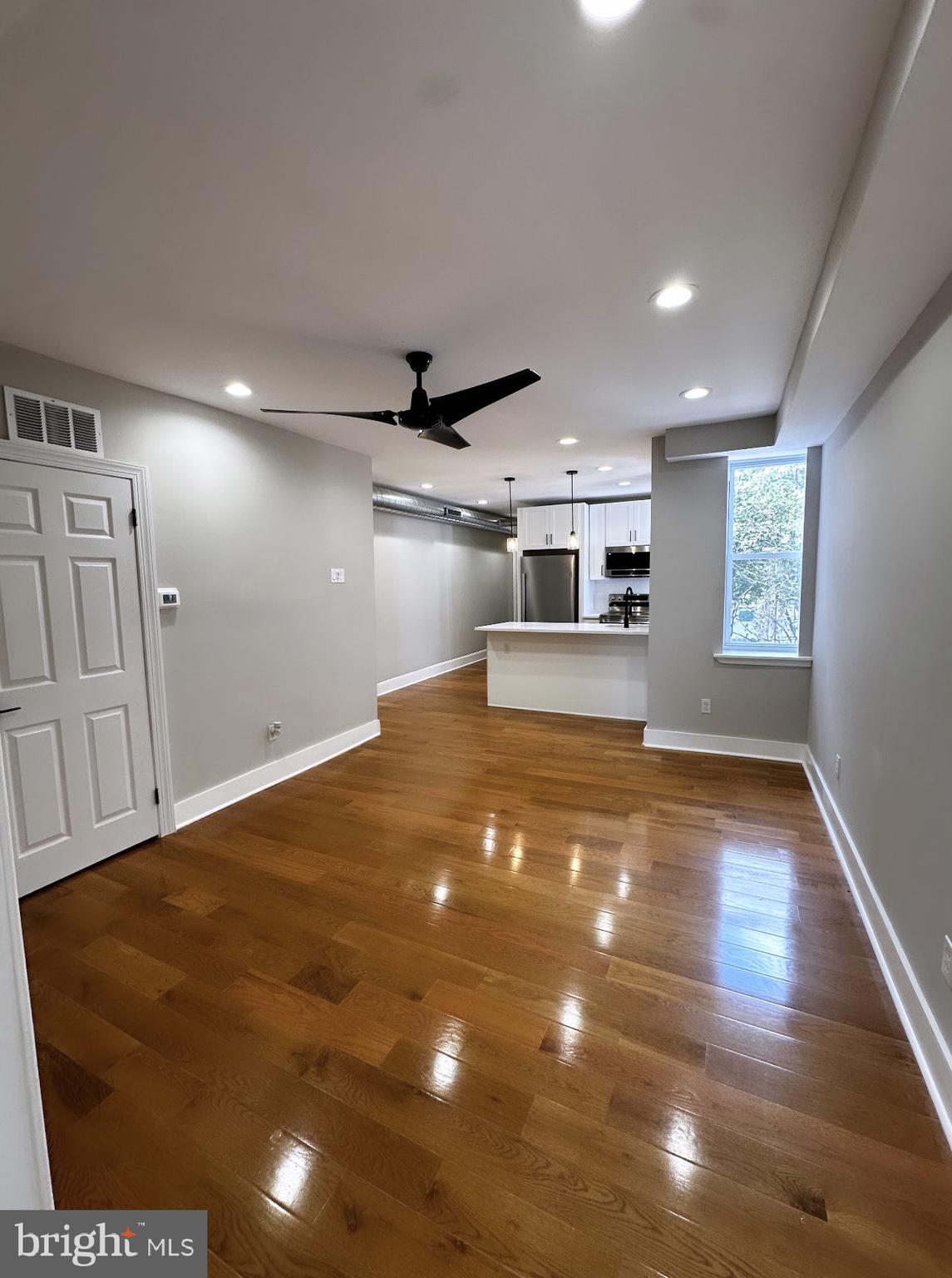 TEMPLE UNIVERSITY - Residential Lease