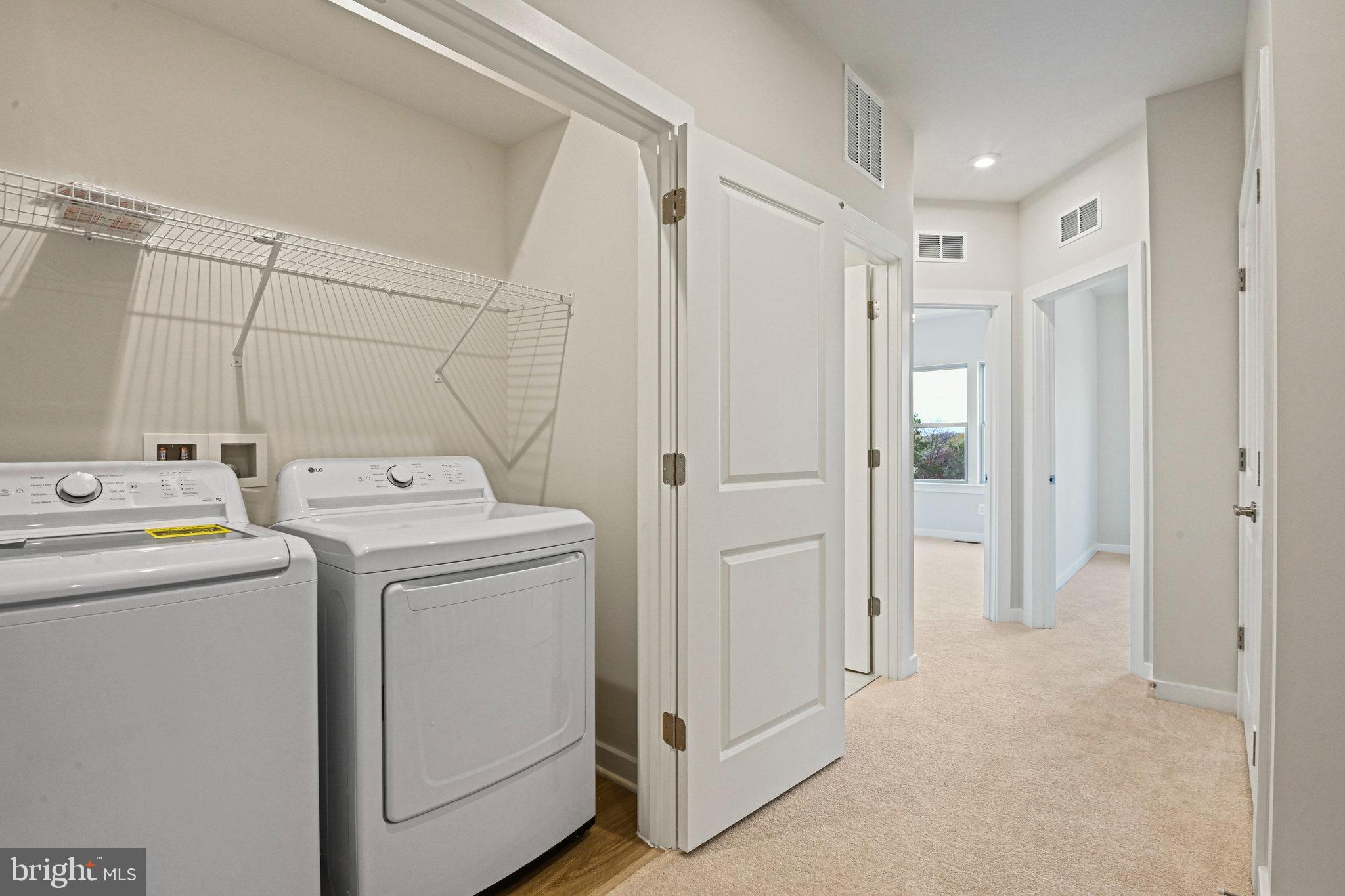 PARK PLACE - Residential Lease