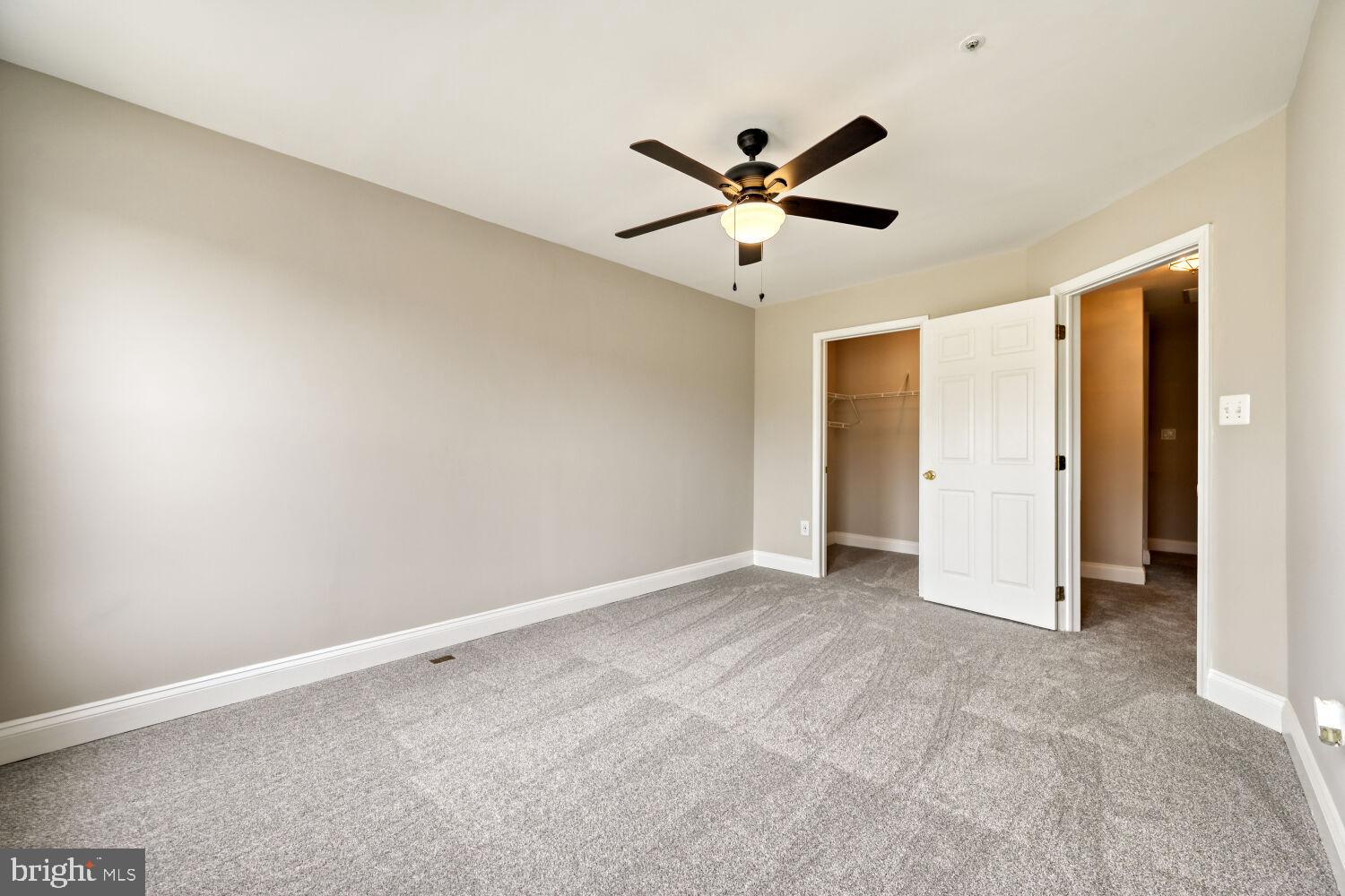 PINEY ORCHARD - Residential