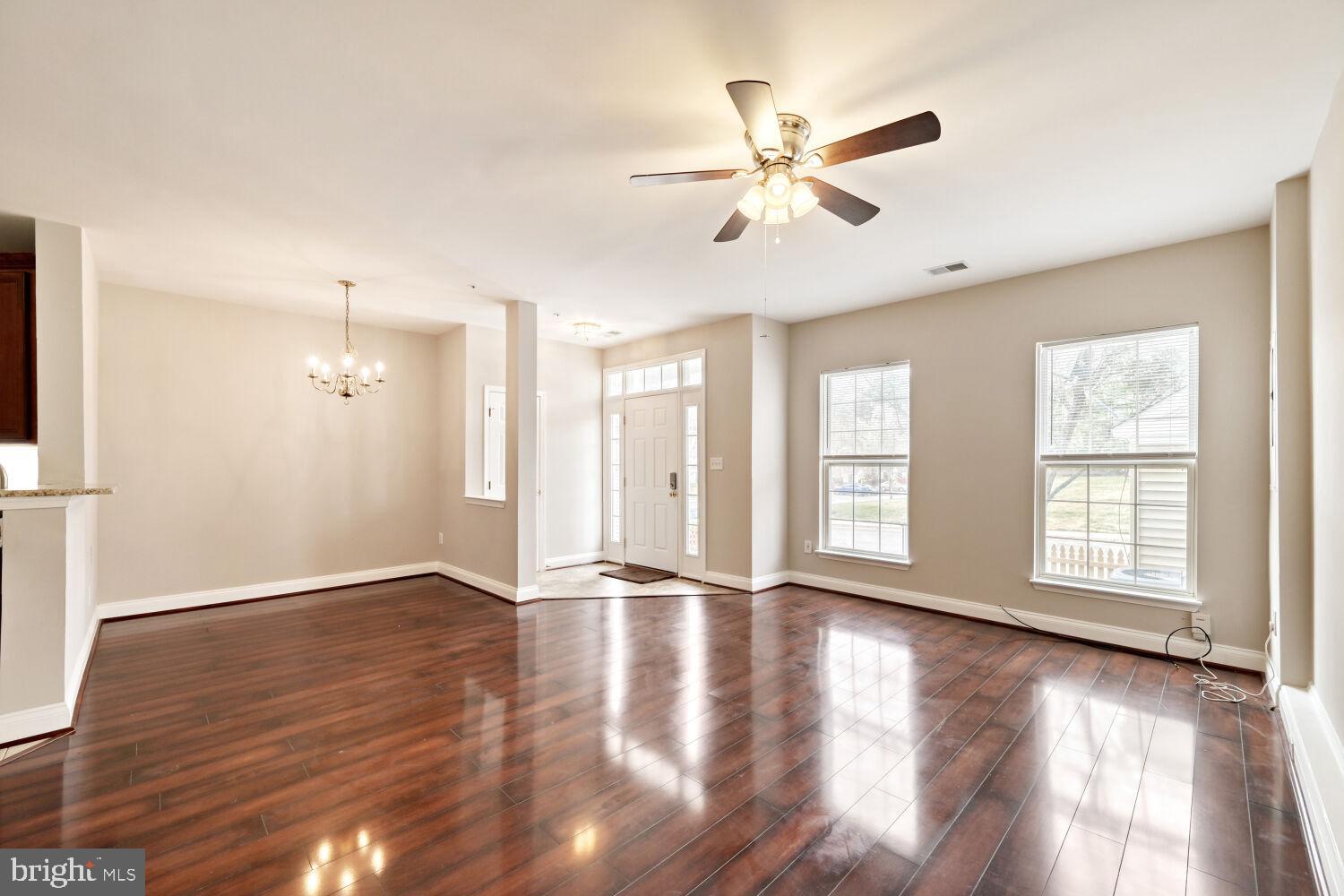 PINEY ORCHARD - Residential