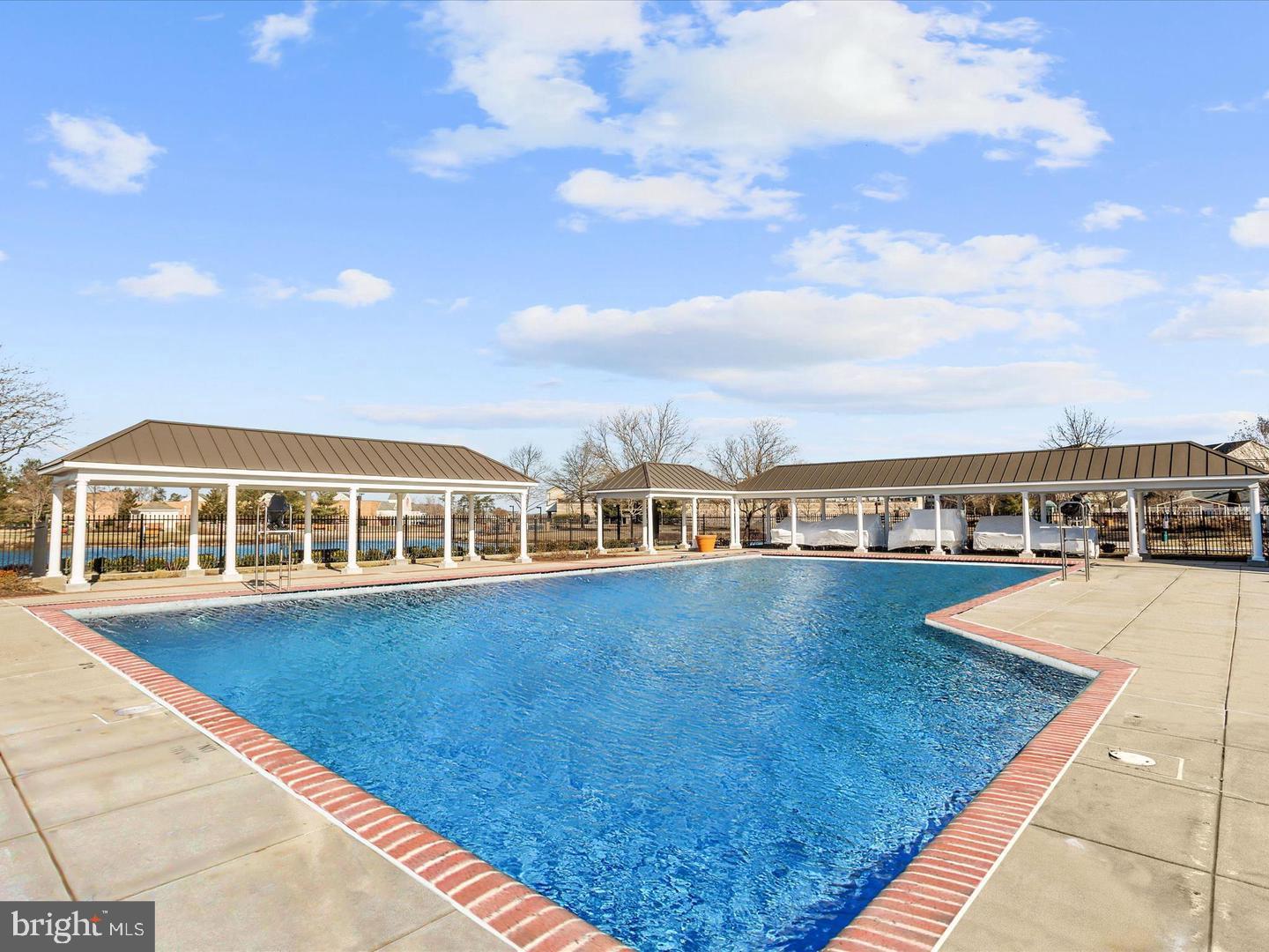 PINEY ORCHARD - Residential