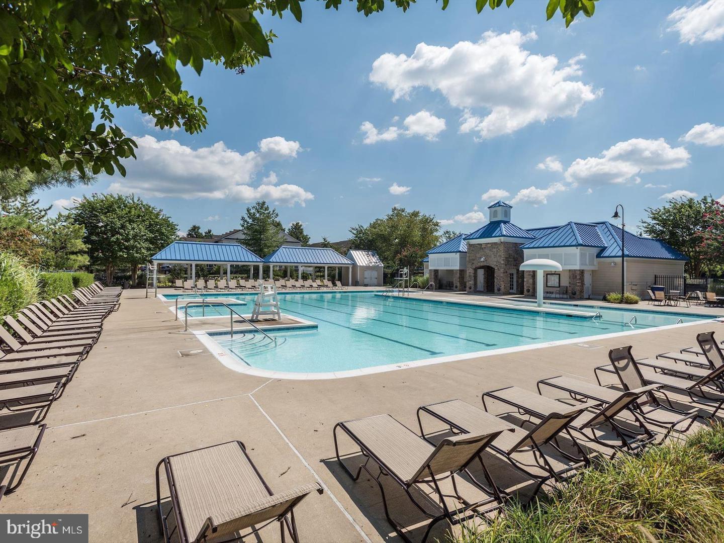 PINEY ORCHARD - Residential