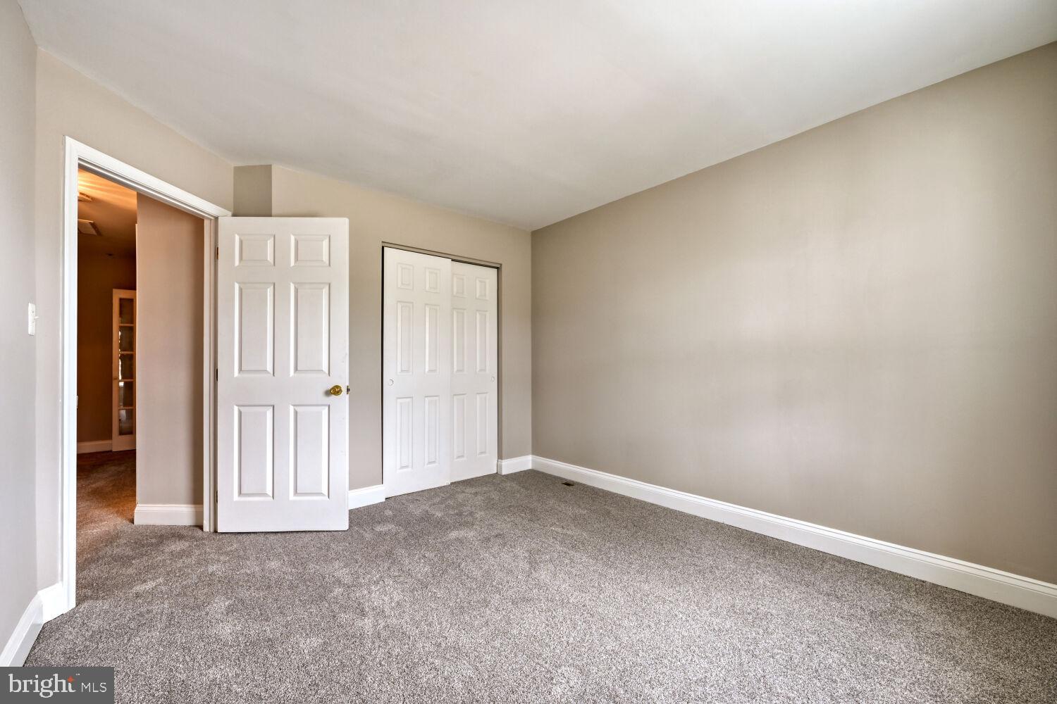 PINEY ORCHARD - Residential