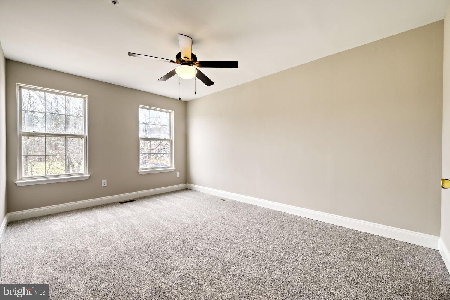 PINEY ORCHARD - Residential