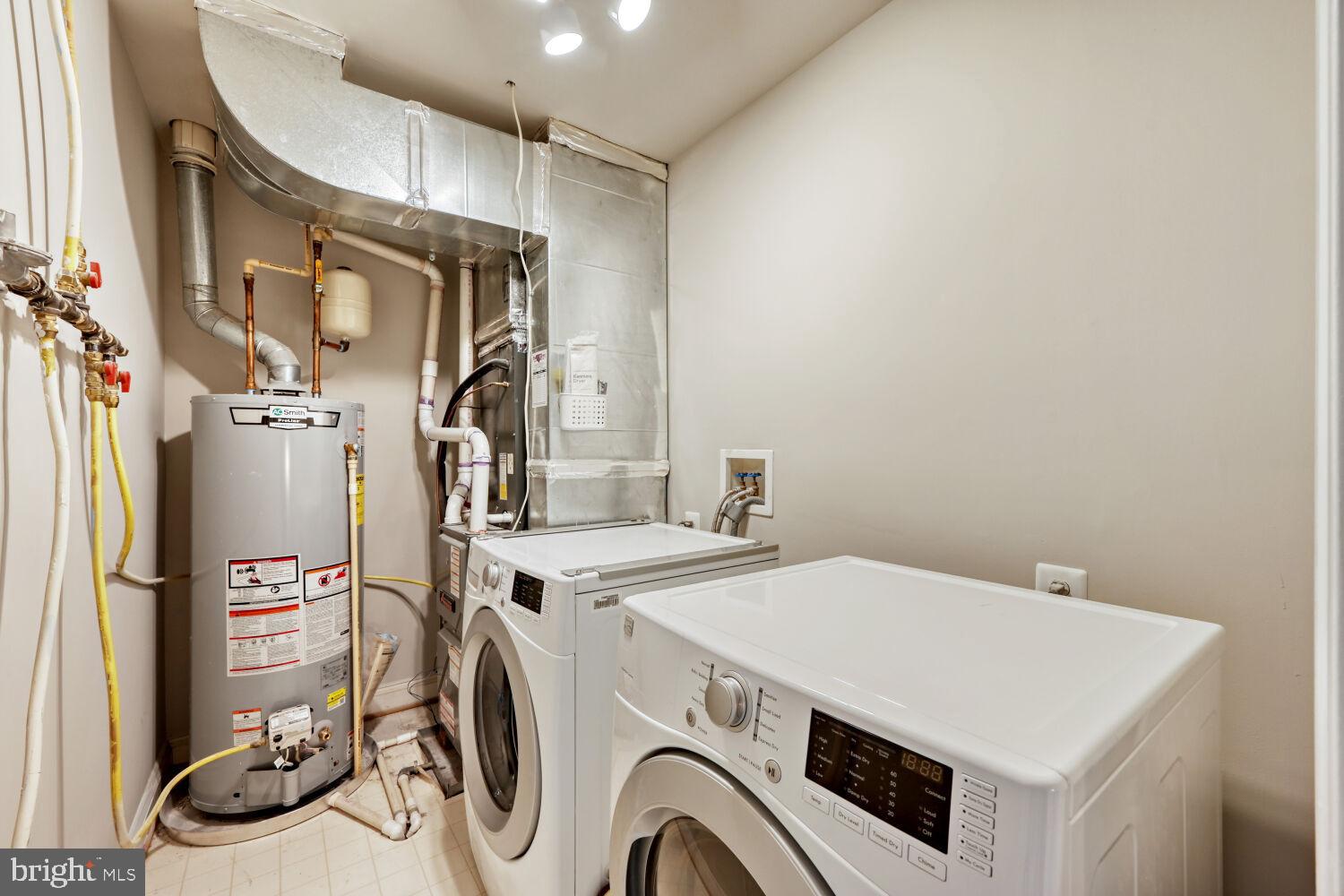 PINEY ORCHARD - Residential