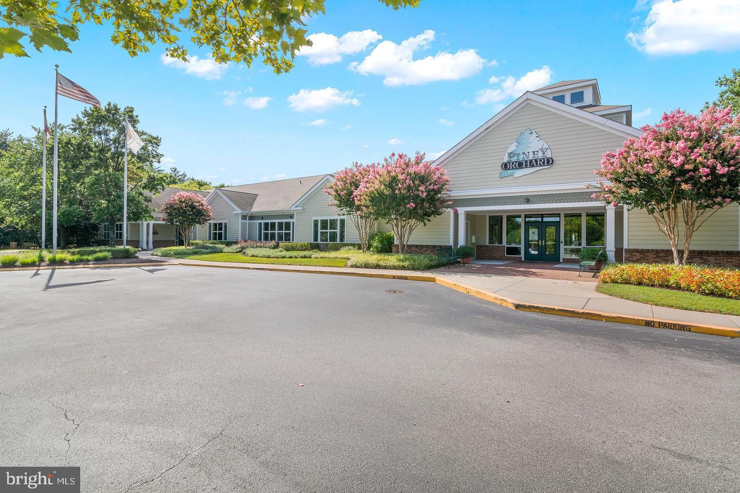 PINEY ORCHARD - Residential