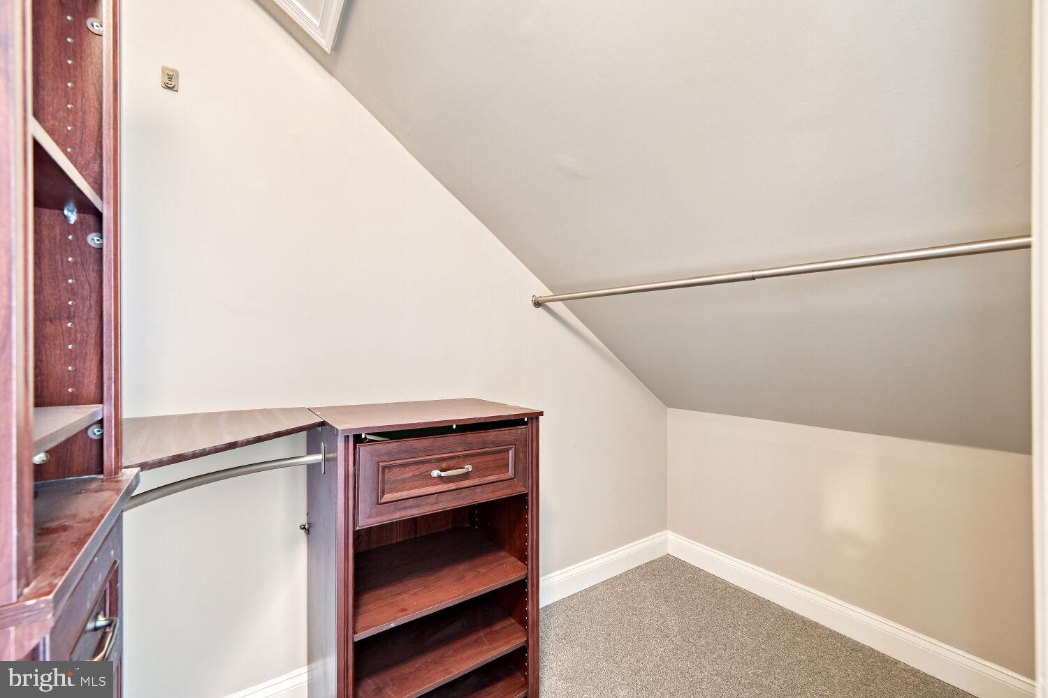 PINEY ORCHARD - Residential