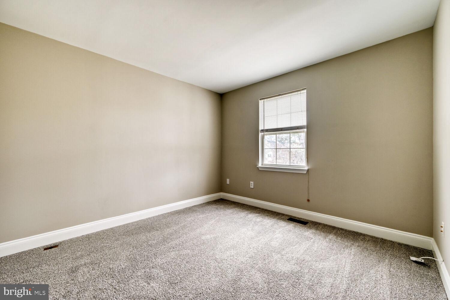 PINEY ORCHARD - Residential