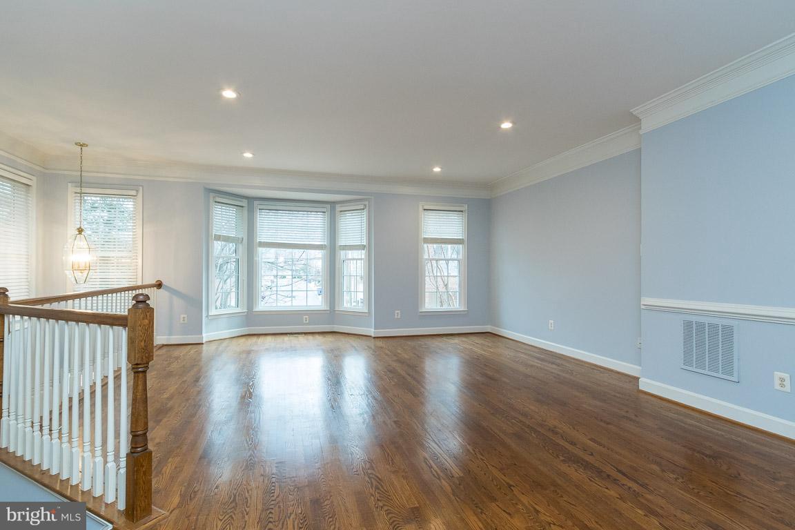 STONEGATE - Residential