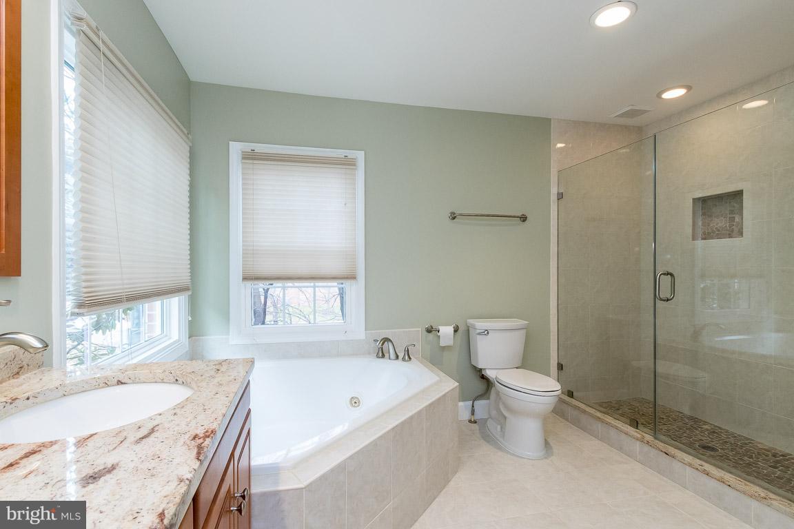 STONEGATE - Residential