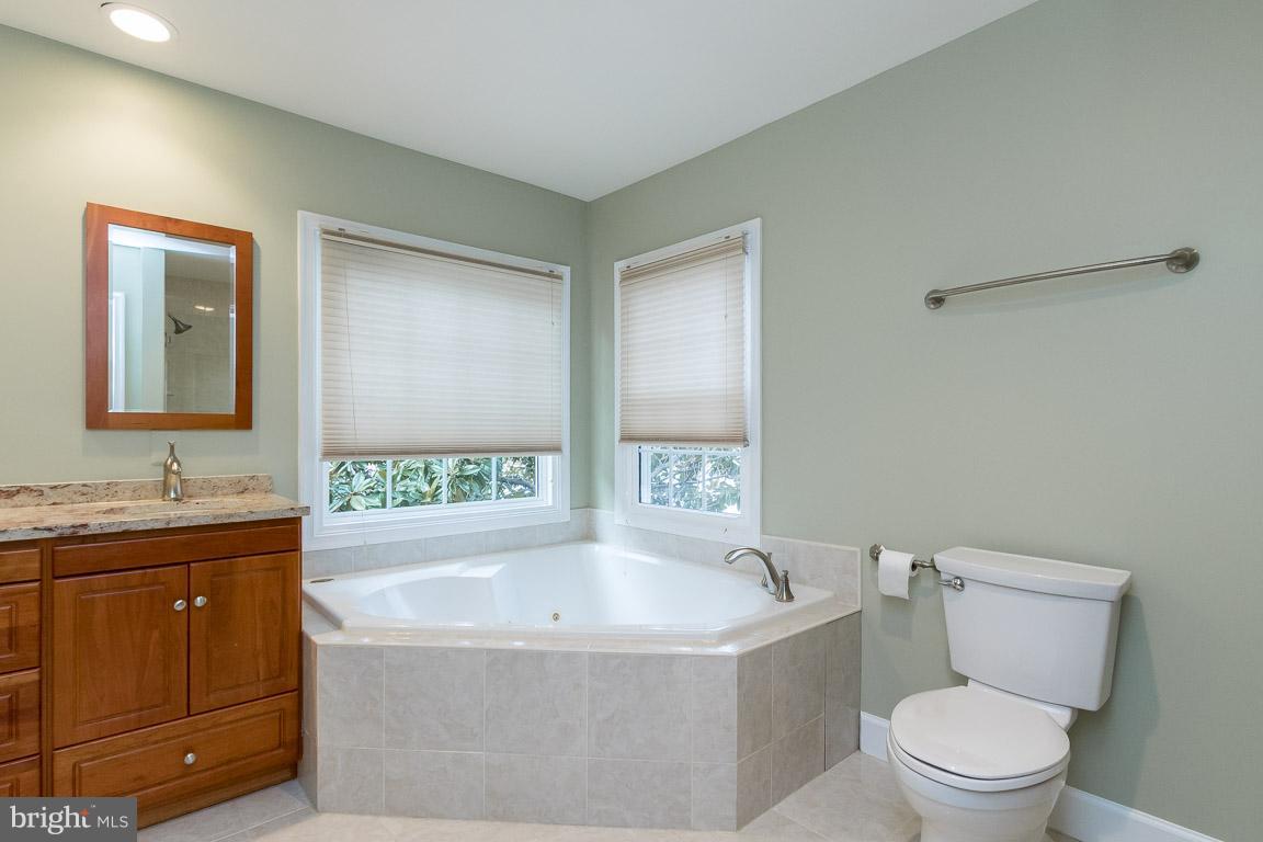 STONEGATE - Residential