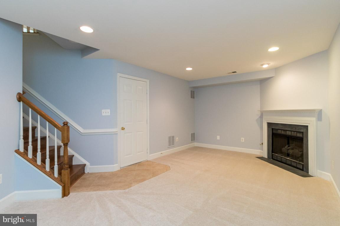 STONEGATE - Residential