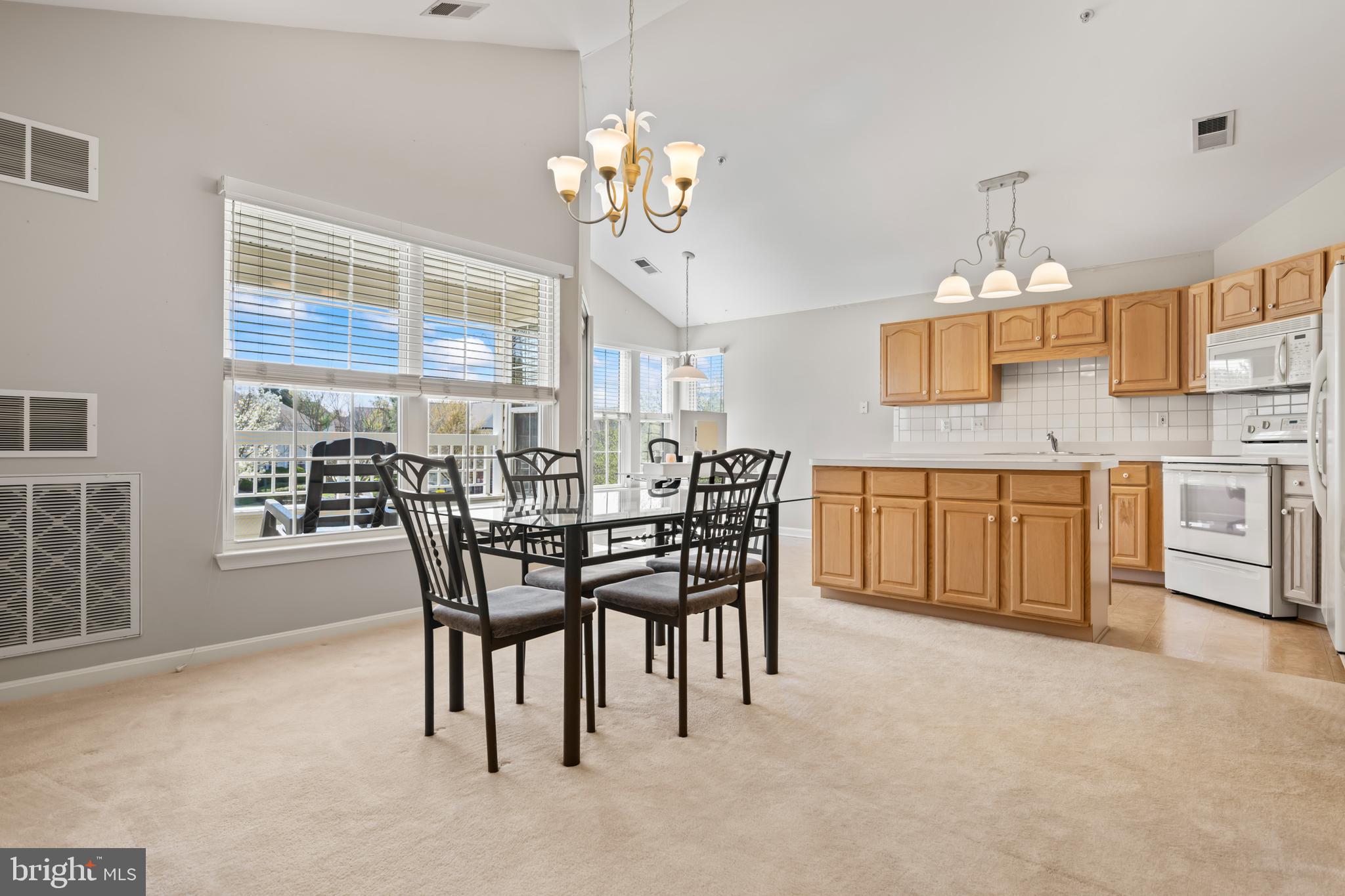 TAYLOR RIDGE CONDOMINIUMS - Residential