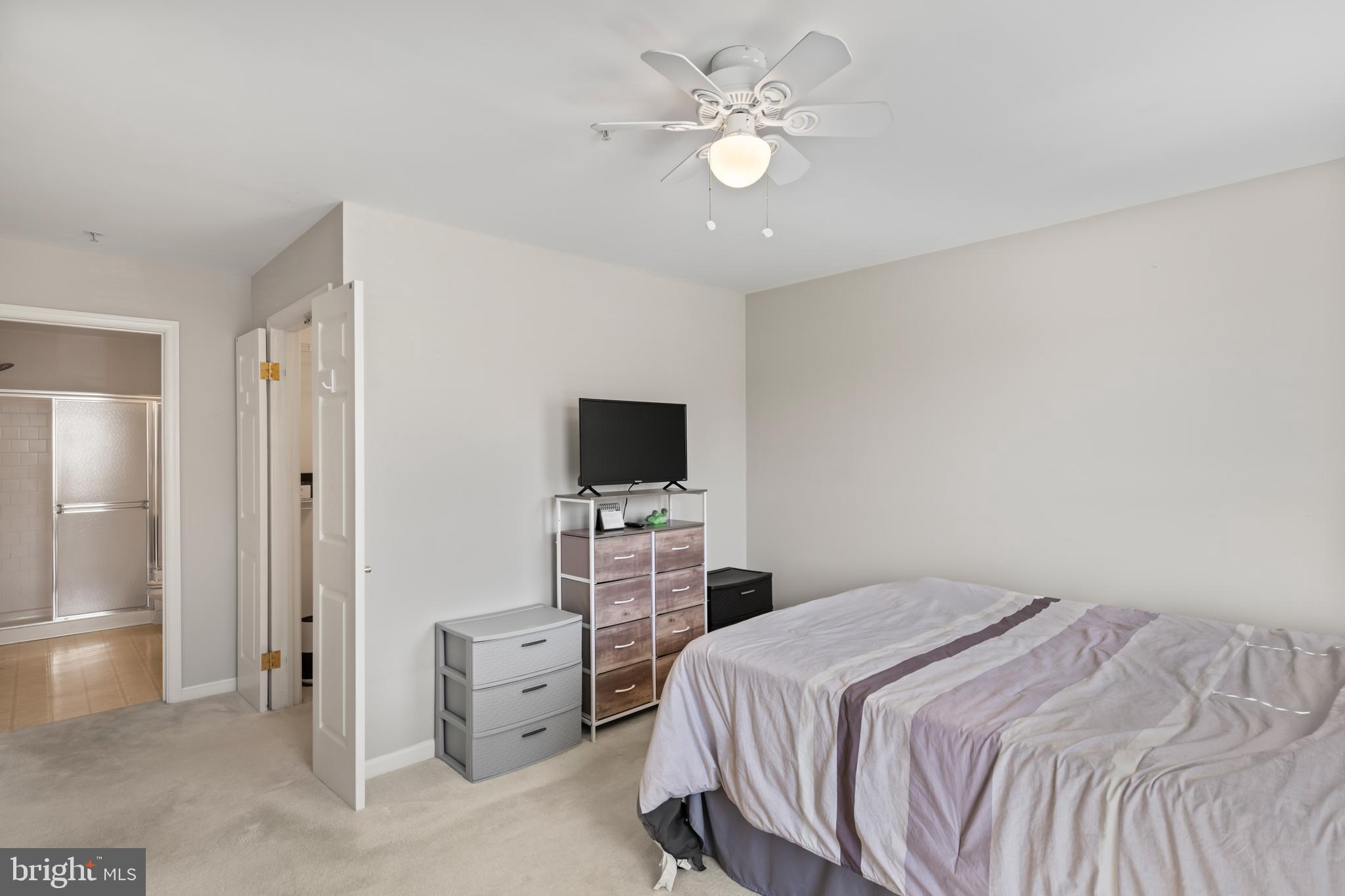 TAYLOR RIDGE CONDOMINIUMS - Residential