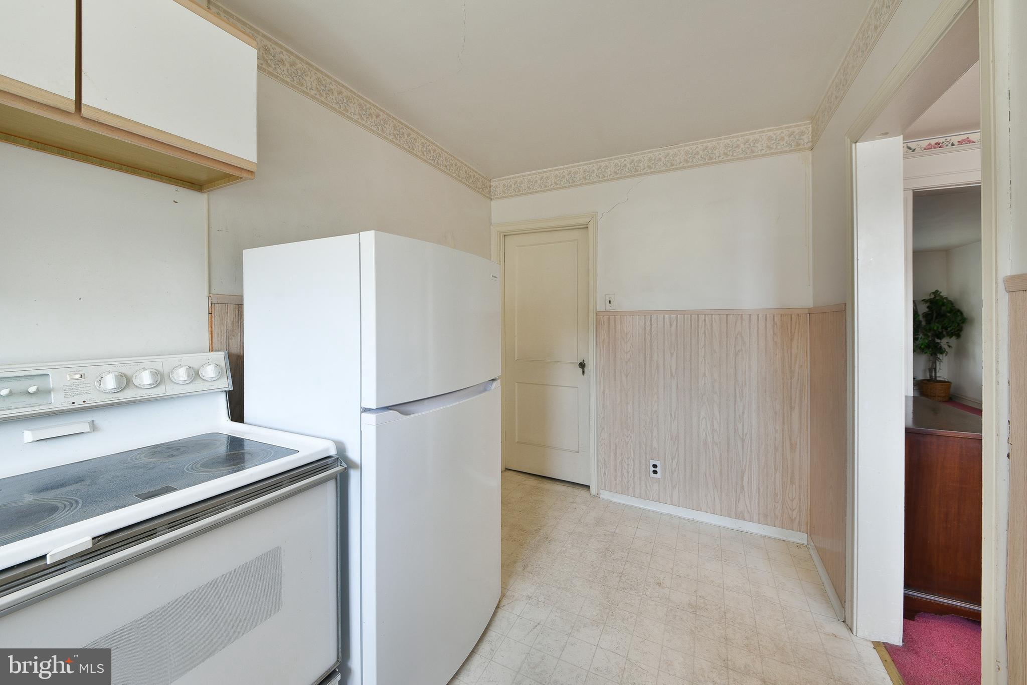 LAWNCREST - Residential