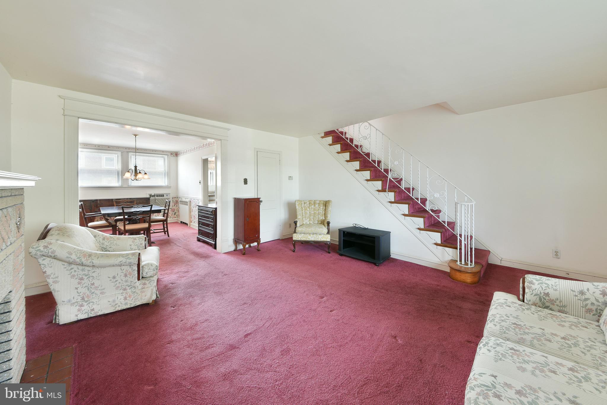 LAWNCREST - Residential