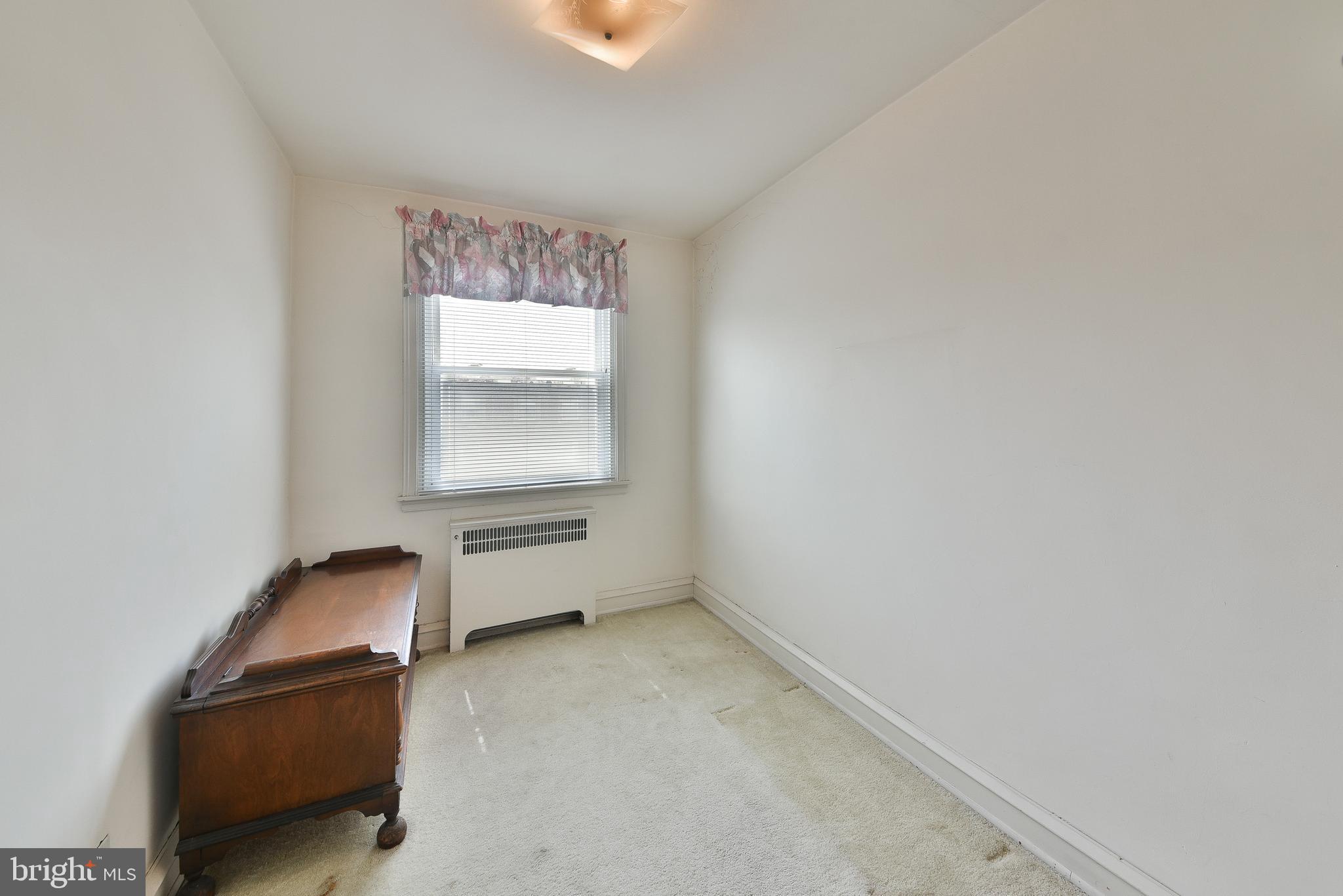 LAWNCREST - Residential