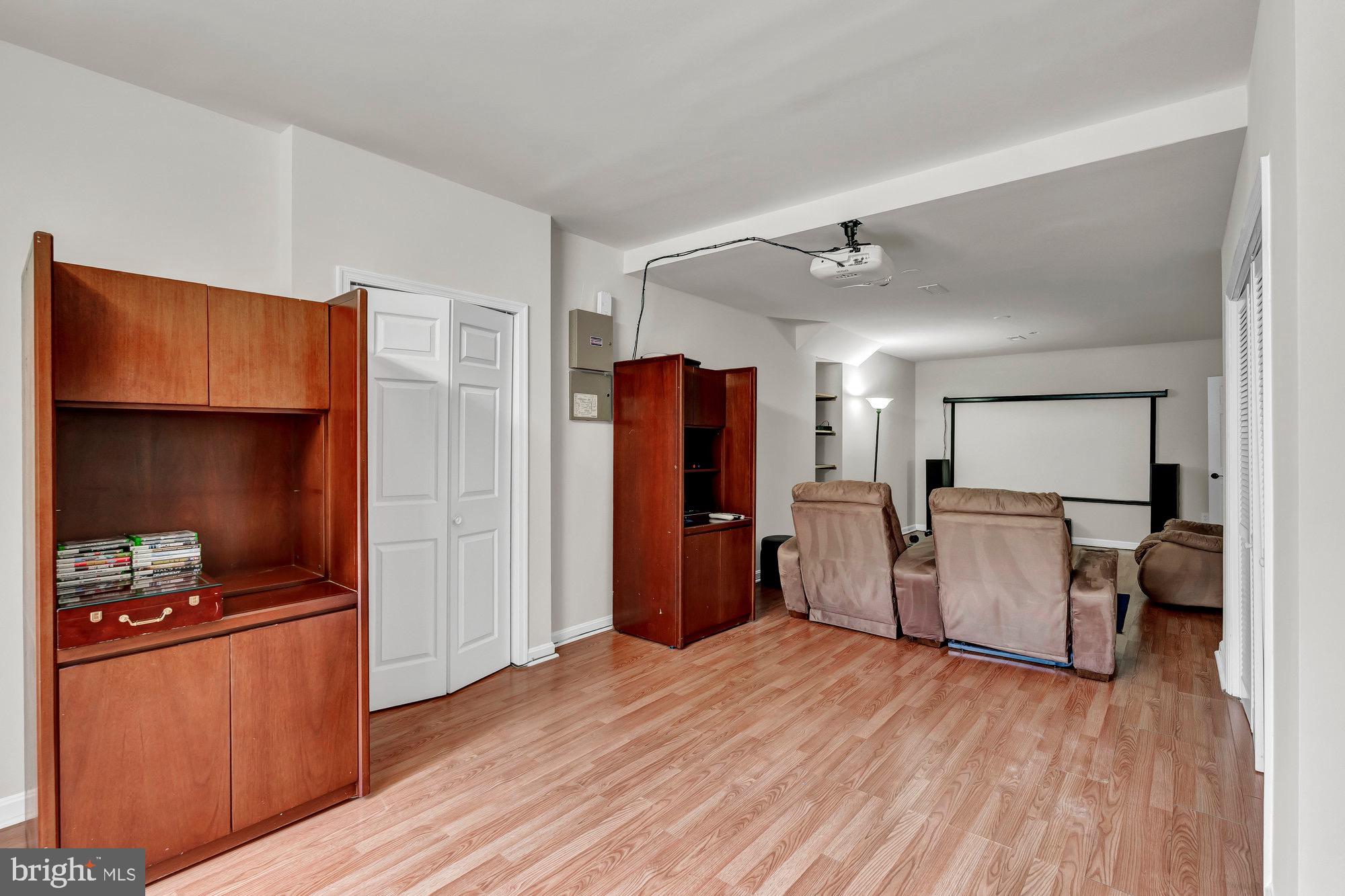 MIDDLETON TWO - Residential