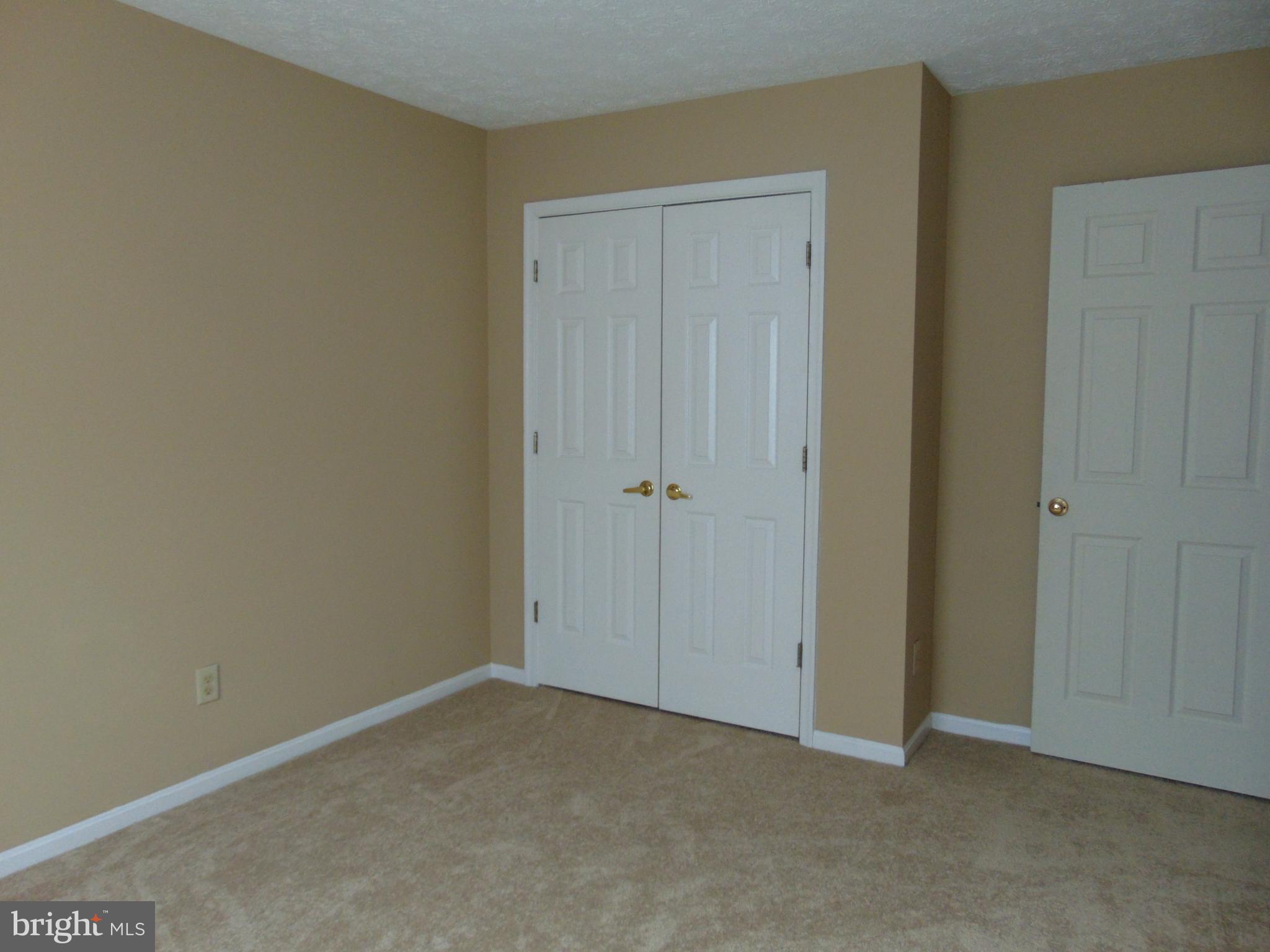 BELNECK SQUARE - Residential