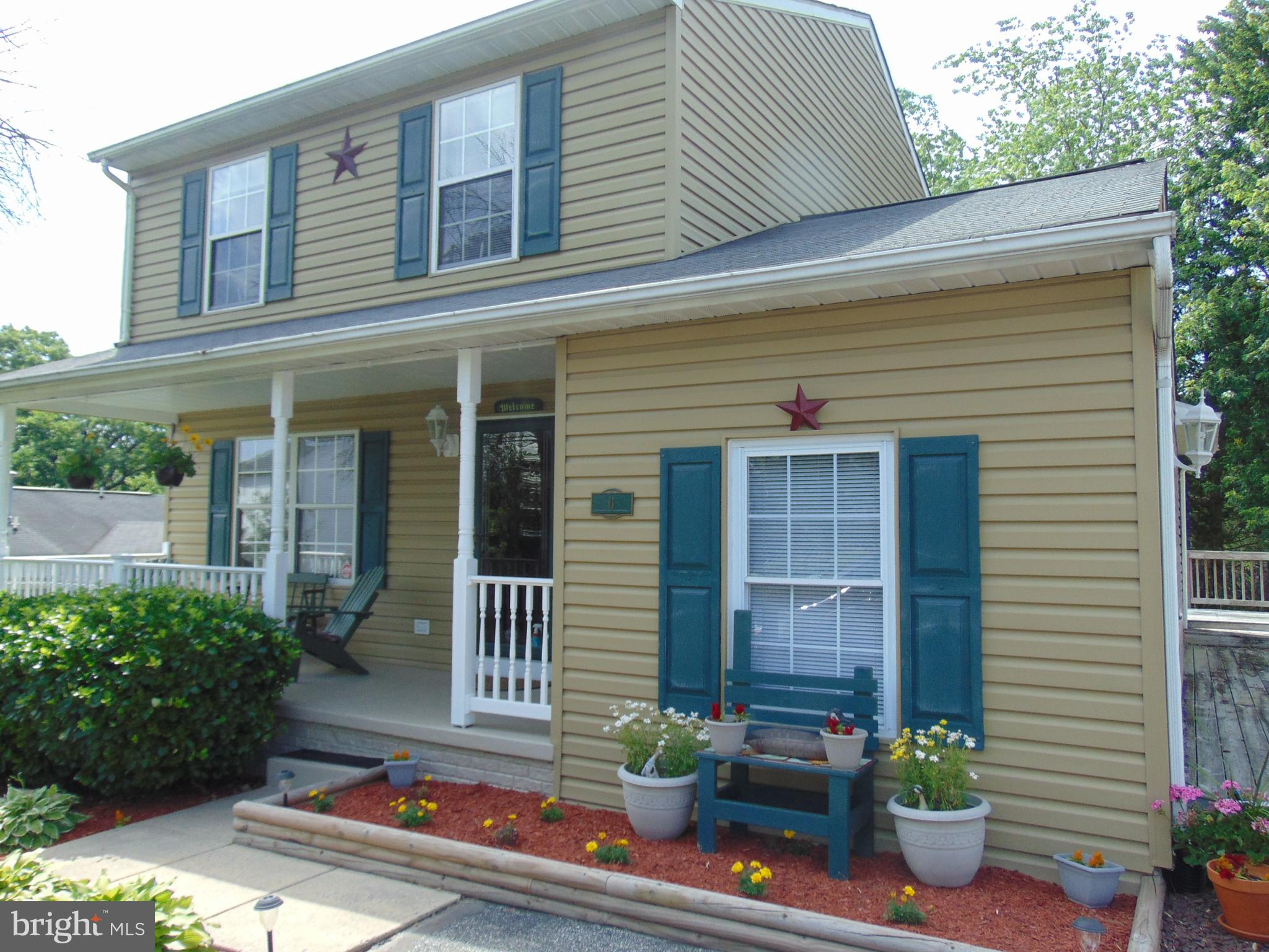 BELNECK SQUARE - Residential