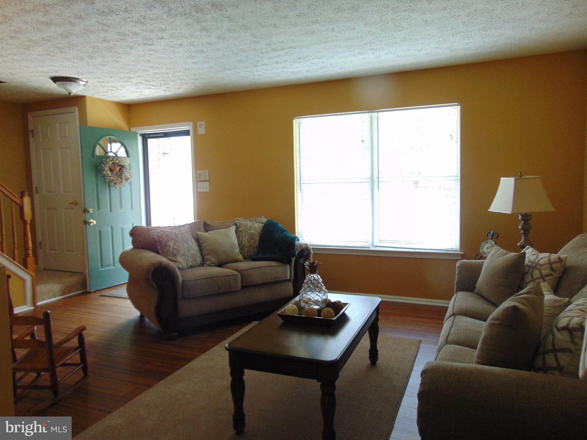 BELNECK SQUARE - Residential